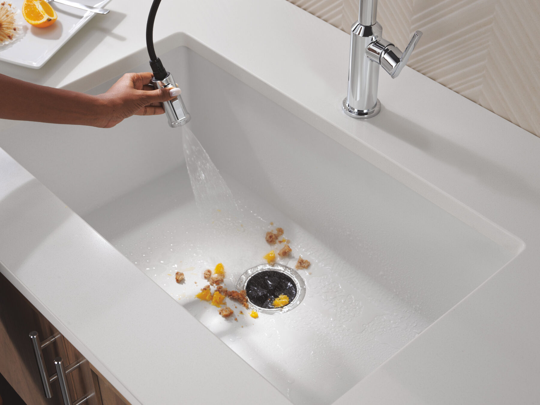 Single Handle Pull-Down Kitchen Faucet