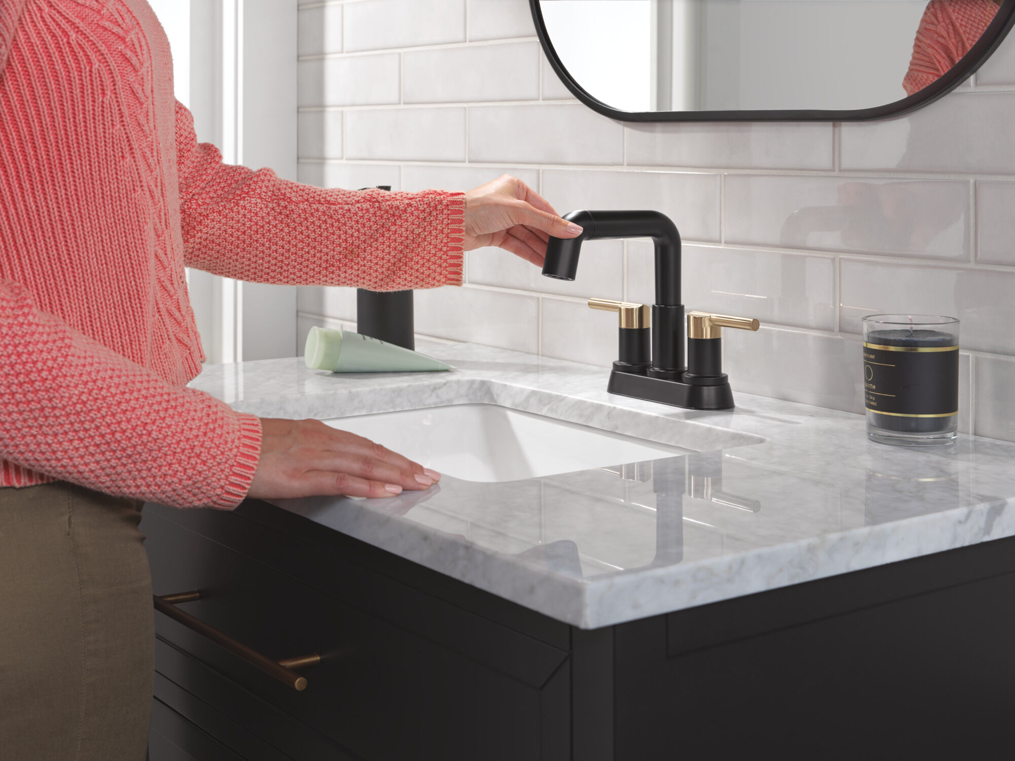 Two Handle Centerset Pull-Down Bathroom Faucet in Matte Black