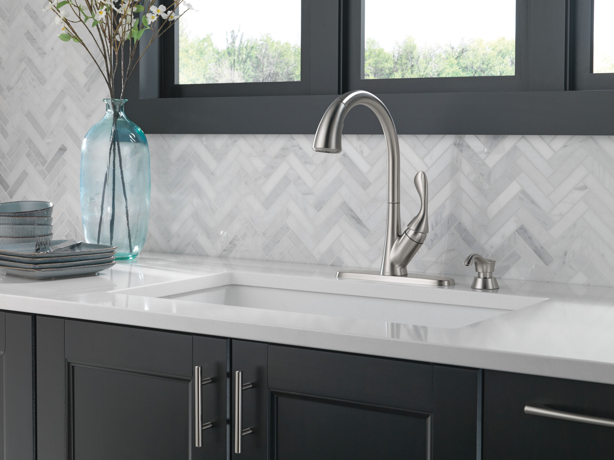 Single Handle Pull-Down Kitchen Faucet with Soap Dispenser and