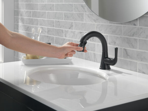 Single Handle Pull Down Bathroom Faucet 533lf Blpdmpu Delta Faucet