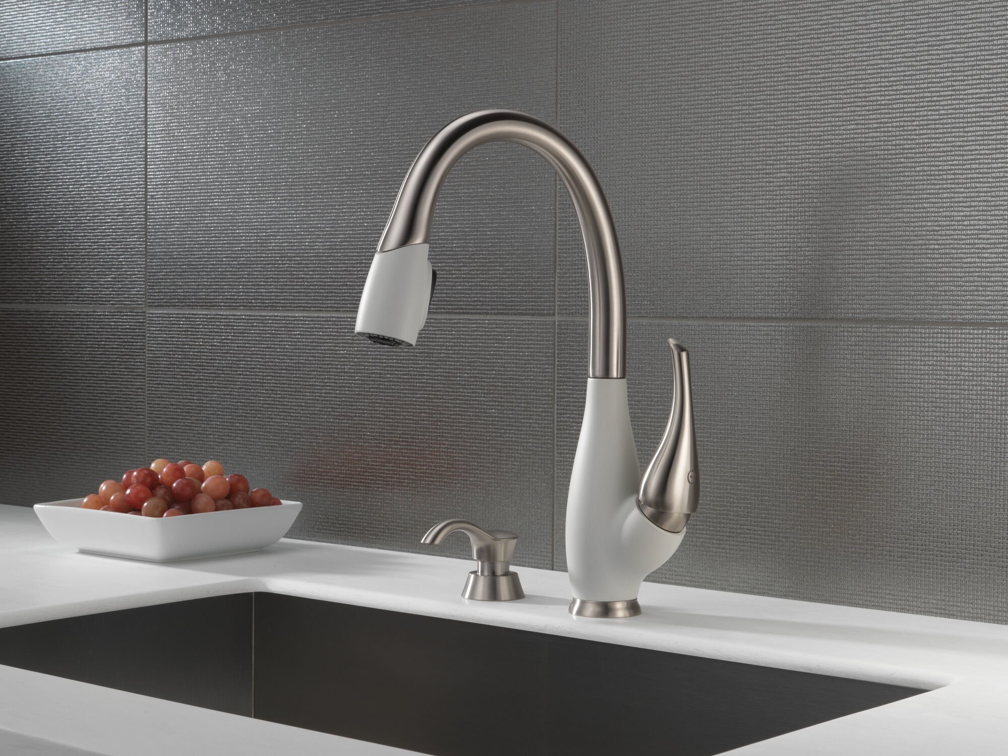 Delta Soap / Lotion Dispenser - Thumbnail 5