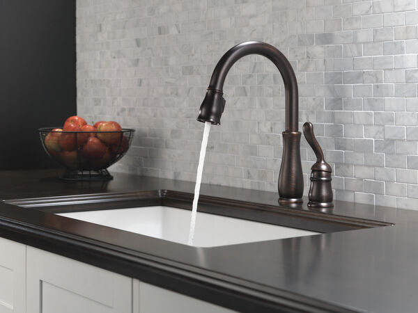 Single Handle Pull-Down Kitchen Faucet in Venetian Bronze 978-RB-DST Delta  Faucet
