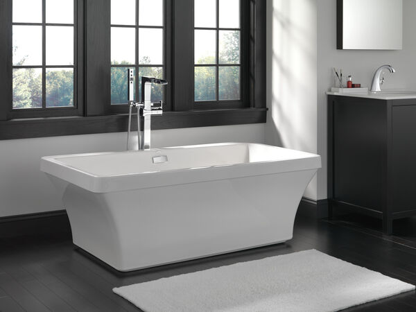 60'' x 32'' Freestanding Tub with Integrated Waste and Overflow, image 2