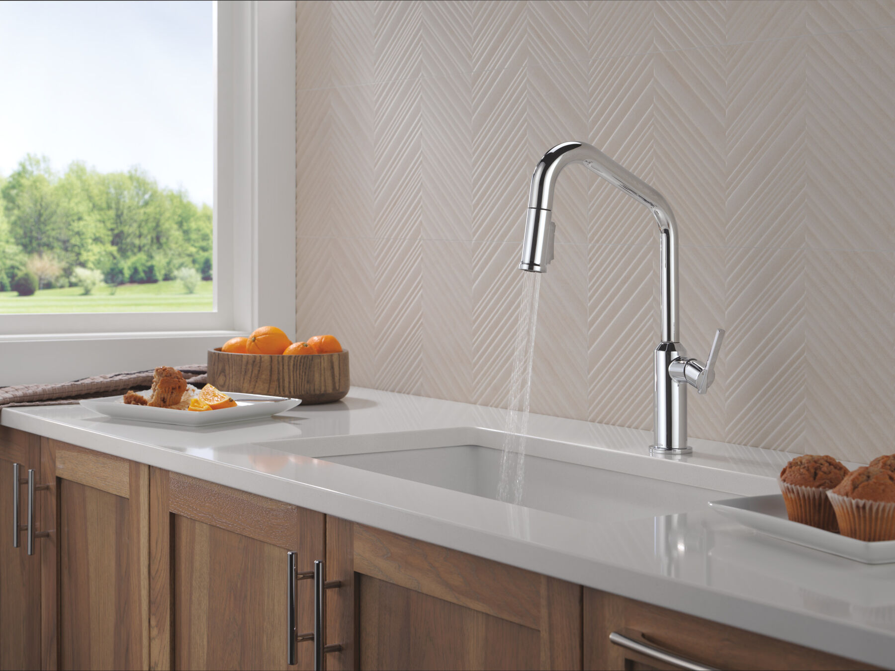 Single Handle Pull-Down Kitchen Faucet