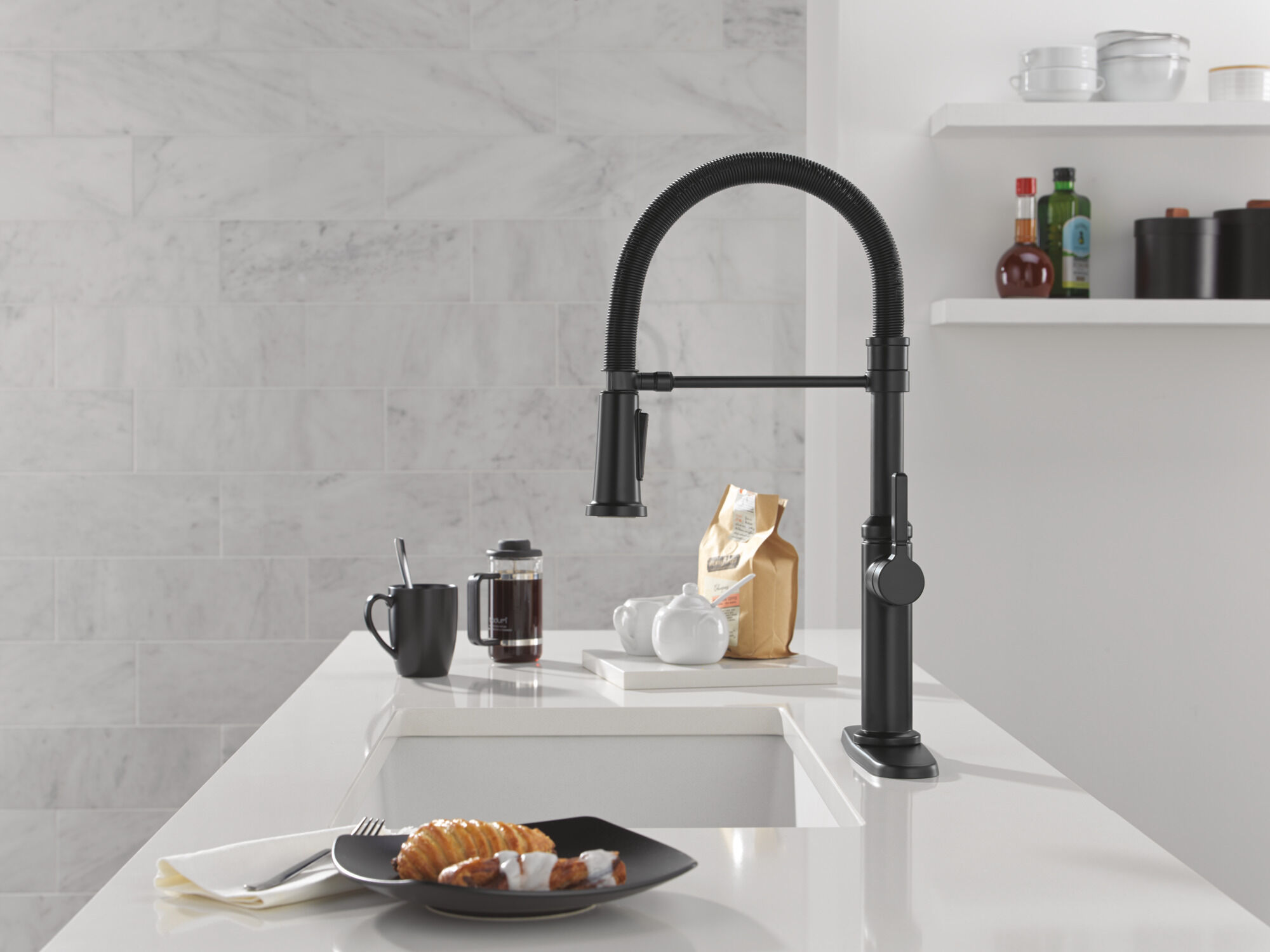 Single Handle Pull-Down Spring Kitchen Faucet in Matte Black 18829