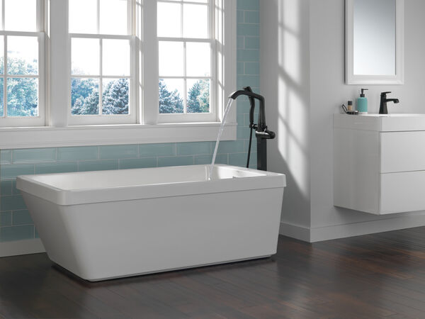 60 in. x 32 in. Freestanding Tub with Integrated Waste and Overflow, image 5