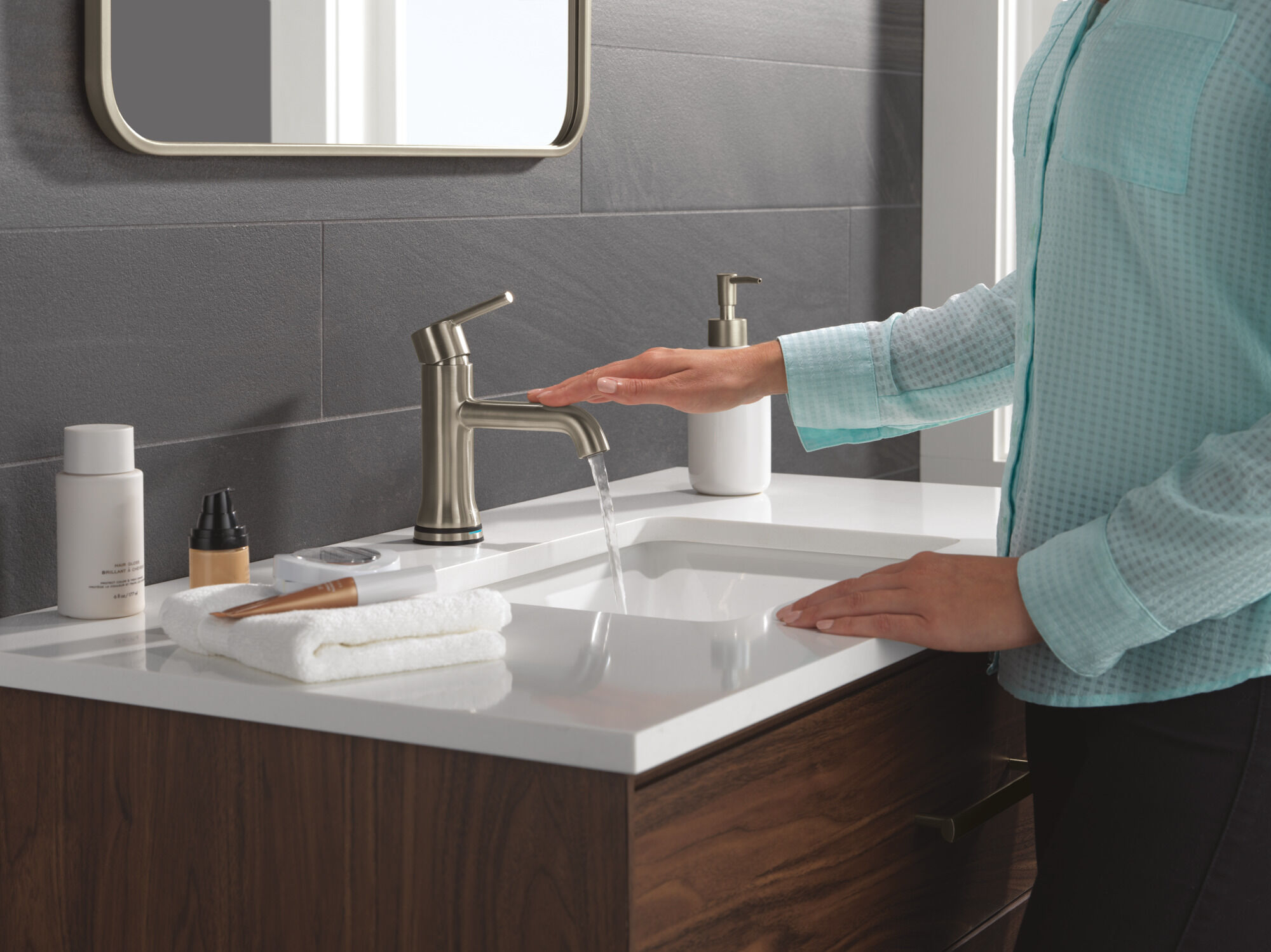 Touch2O Bathroom Faucet with Touchless Technology in Stainless
