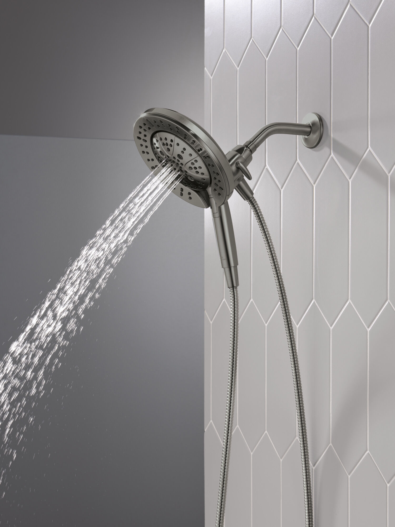 7-Setting In2ition® with ProClean® in Lumicoat® Black Stainless