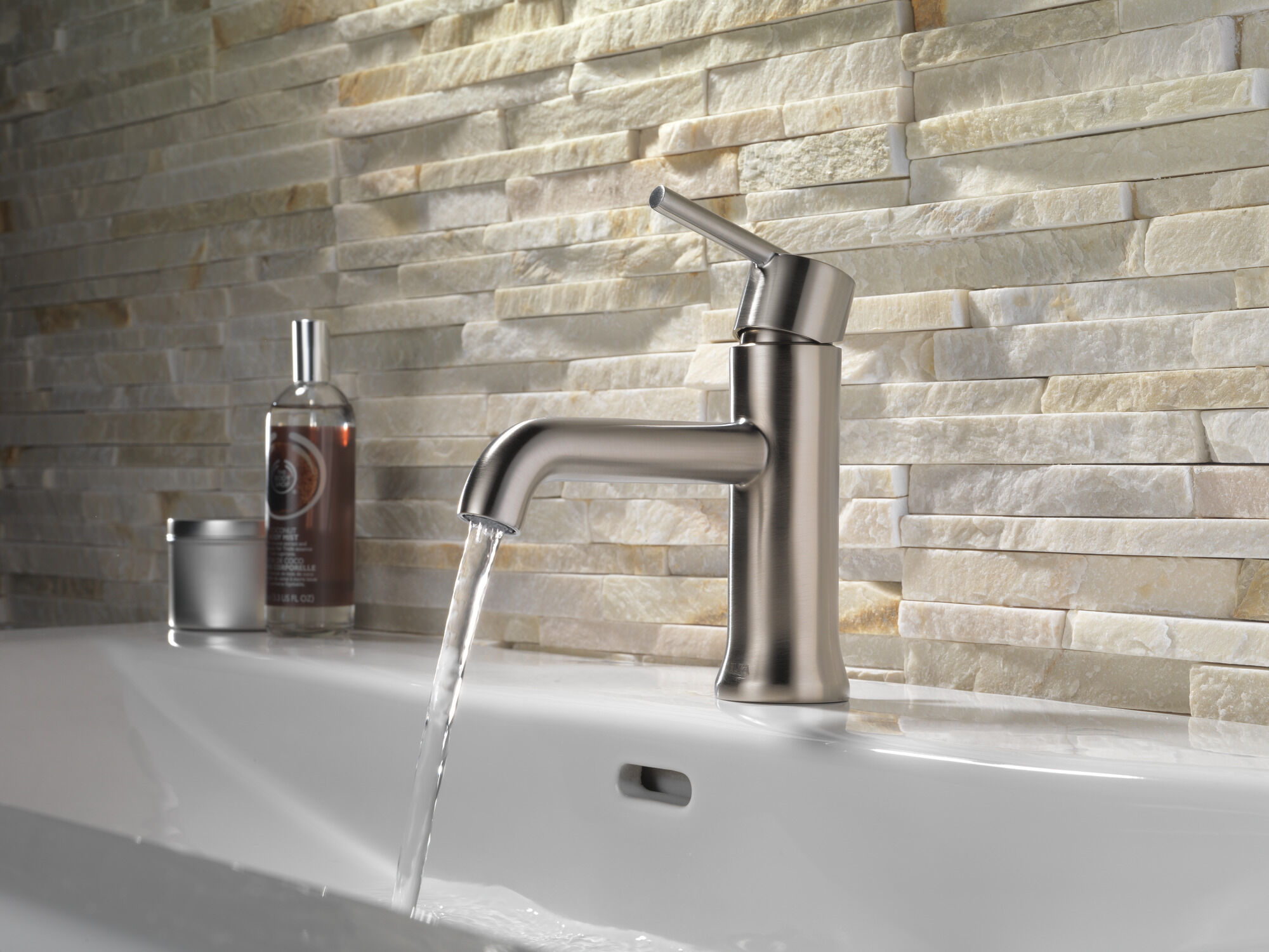 Single Handle Bathroom Faucet in Stainless 559LF-SSLPU | Delta Faucet