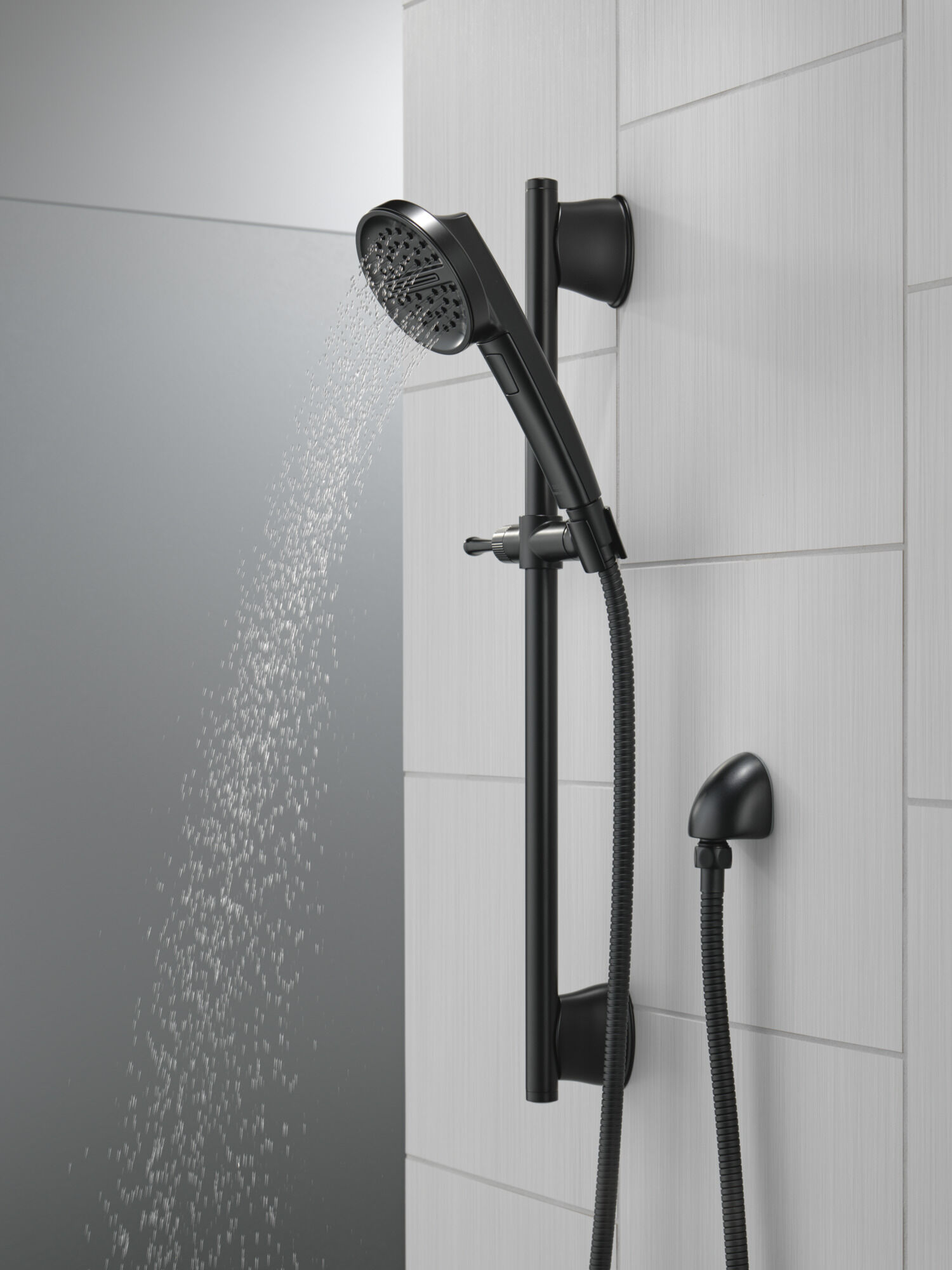 60's Hawaii フランクシャーマン 黒珊瑚 ヘッドバスト ペアセット 3-Setting Slide Bar Handshower in Matte Black 51386-BL | Delta Faucet