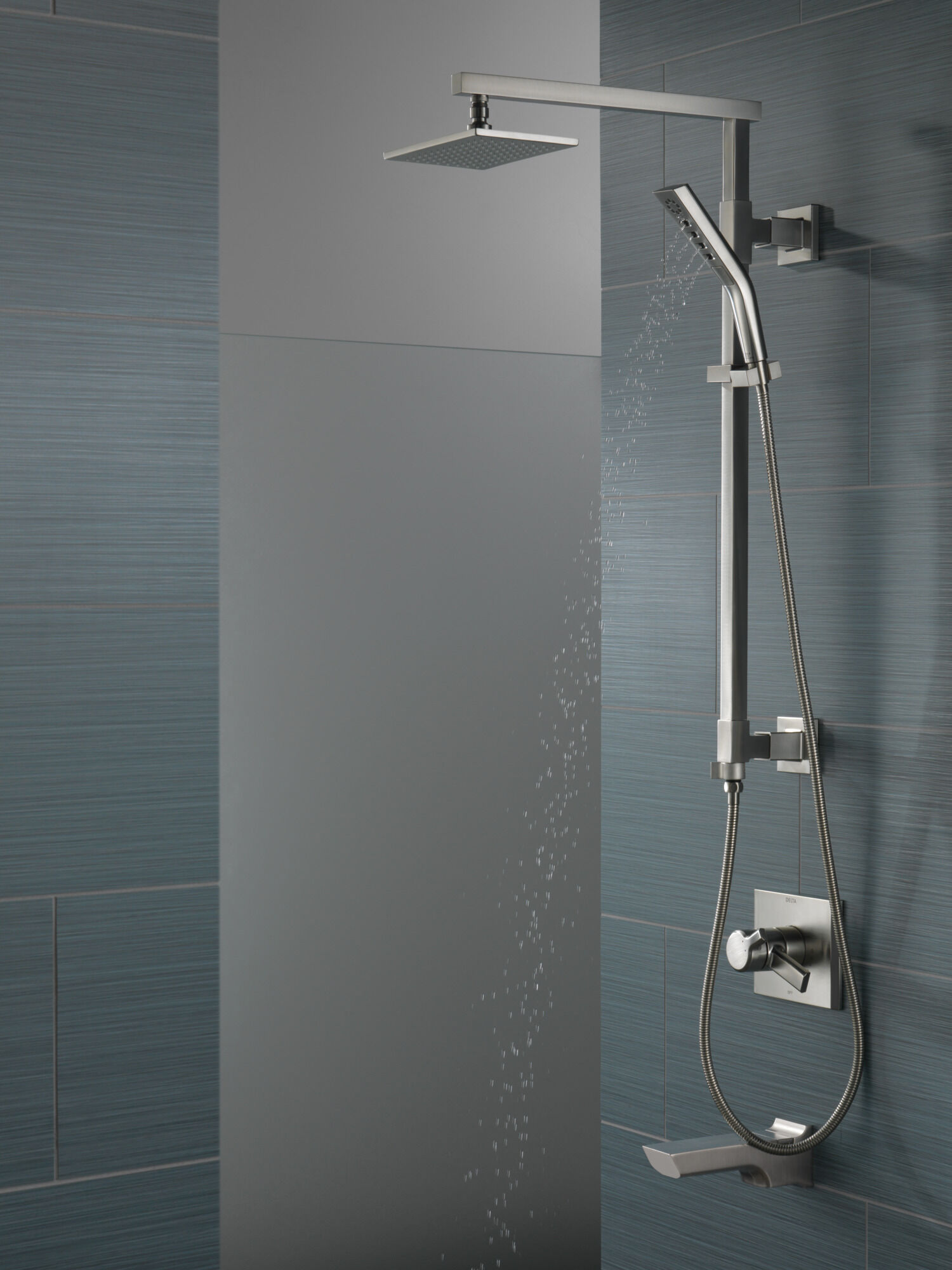 Single-Setting Raincan Shower Head in Lumicoat® Stainless