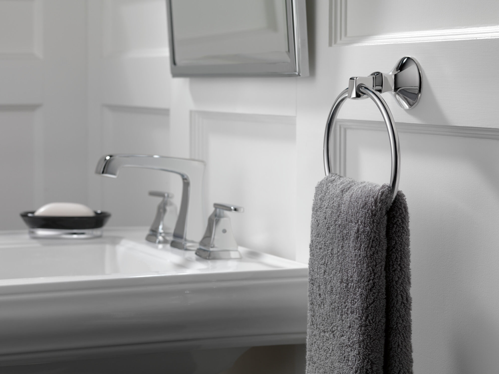 Two Handle Widespread Bathroom Faucet with EZ Anchor® in Chrome