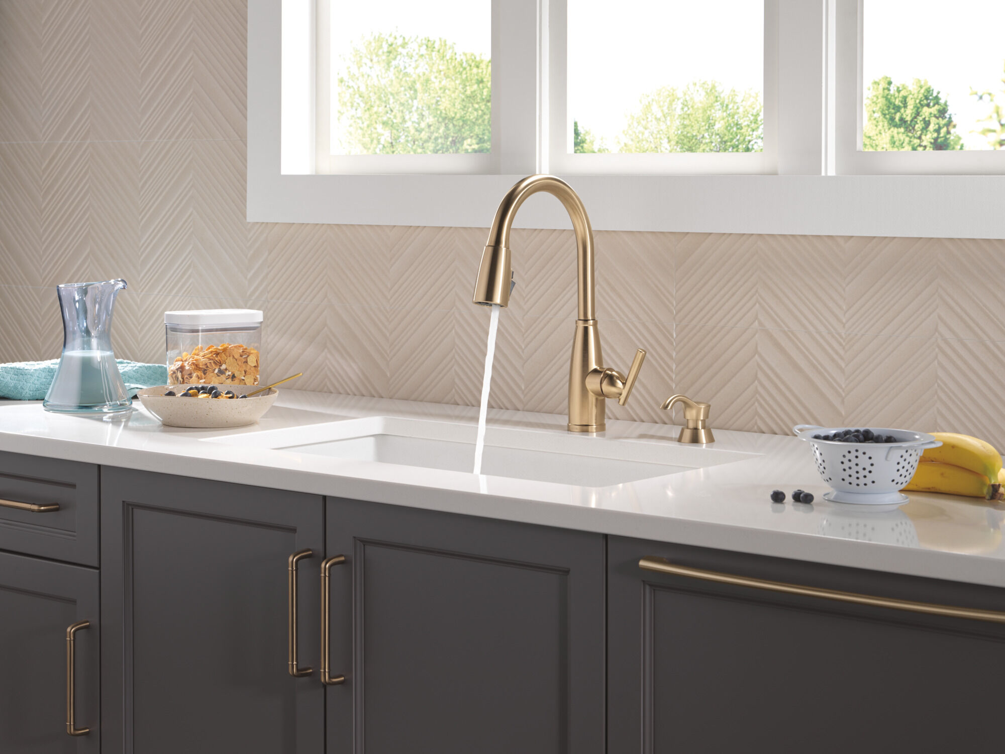 Single Handle Pull-Down Kitchen Faucet with Soap Dispenser and