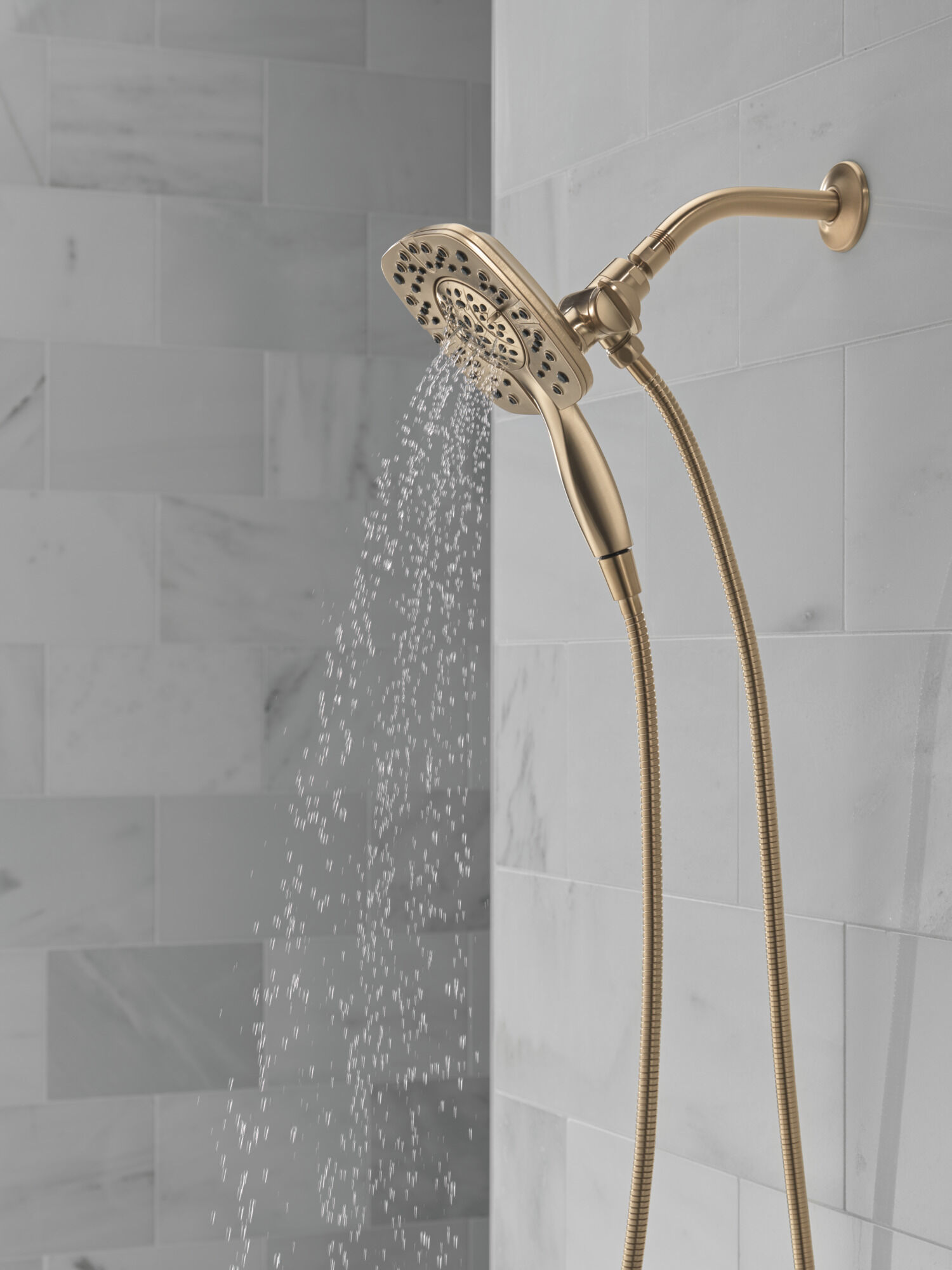 In2ition® HSSH 1.75 GPM 4-Setting in Champagne Bronze 58498-CZ