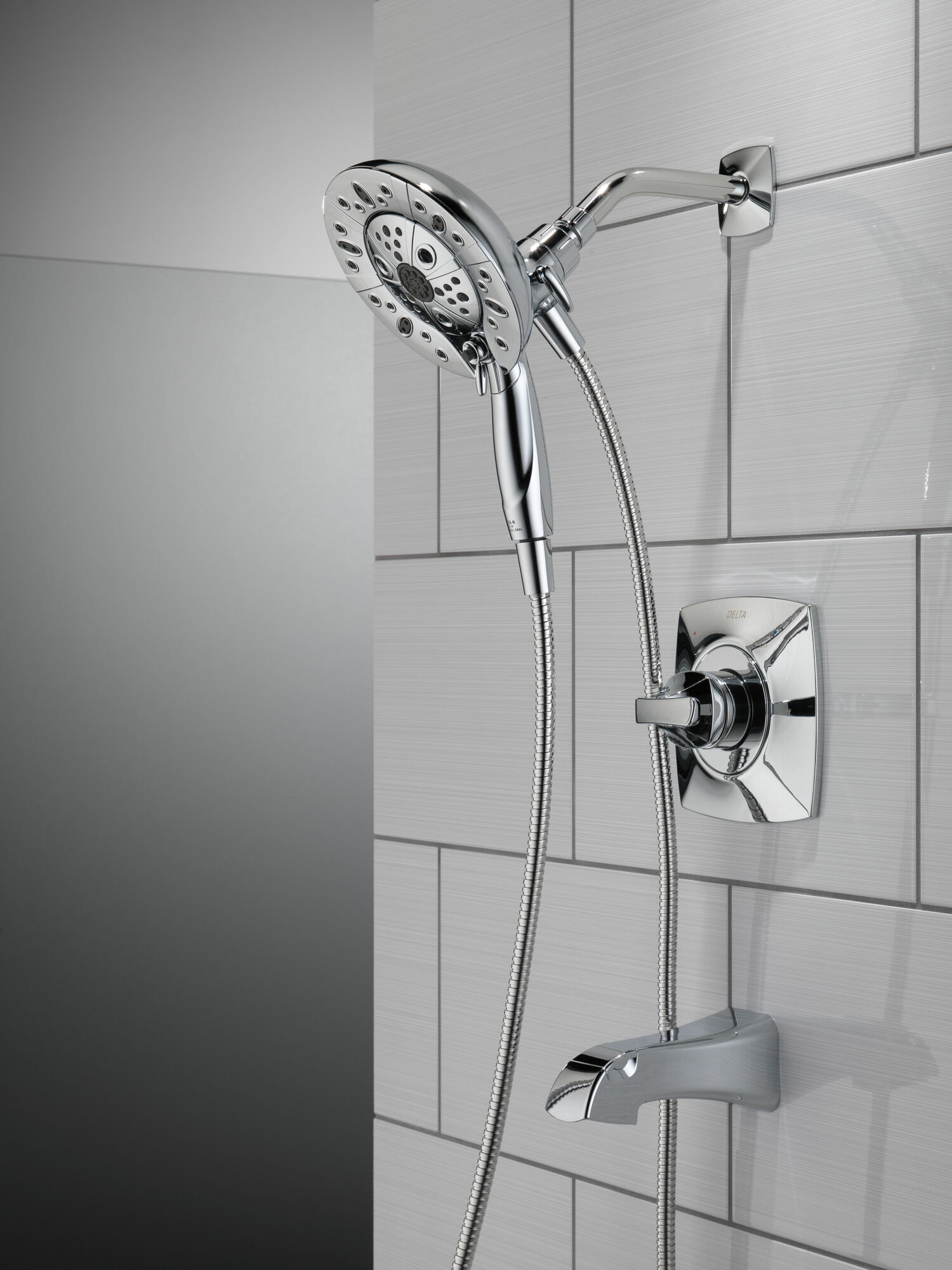 Monitor(R) 14 Series Tub and Shower with In2ition(R) Two-in-One
