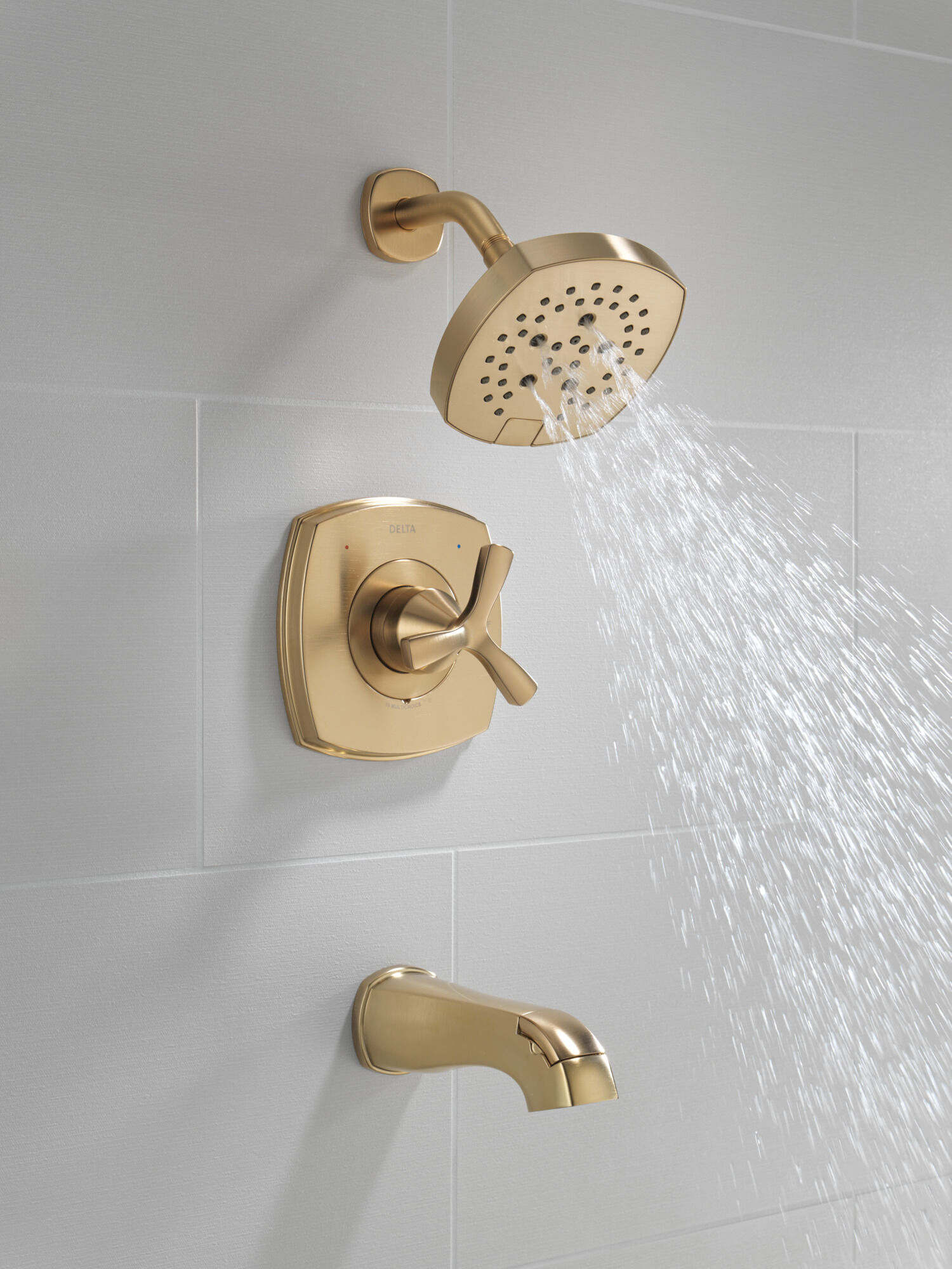 14 Series Tub and Shower in Lumicoat® Champagne Bronze T144766-CZ