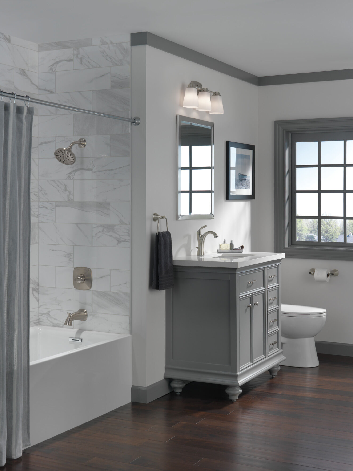 Monitor® 14 Series Tub and Shower (Recertified) in Spotshield