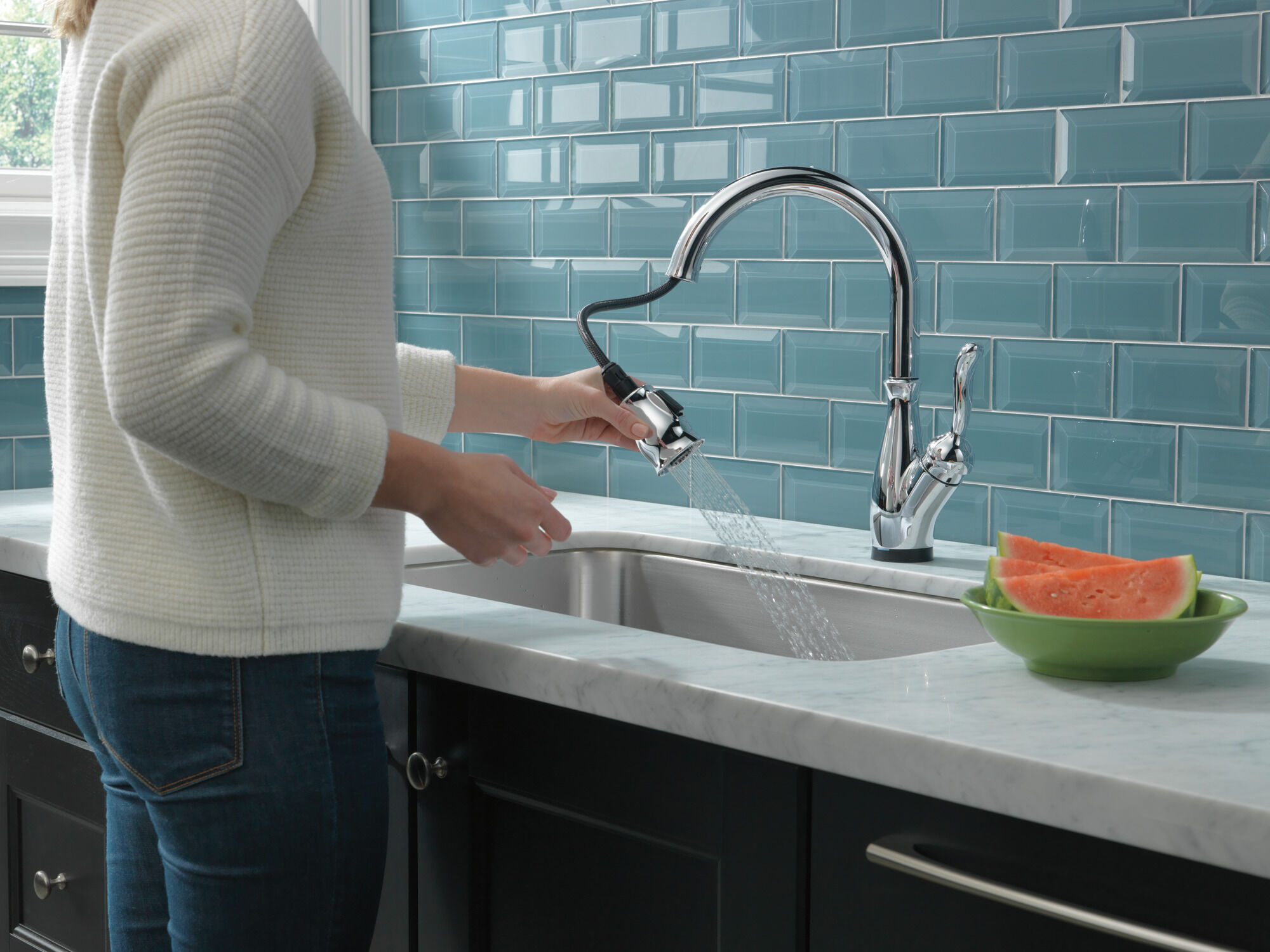 Single Handle Pull-Down Kitchen Faucet with Touch2O® and