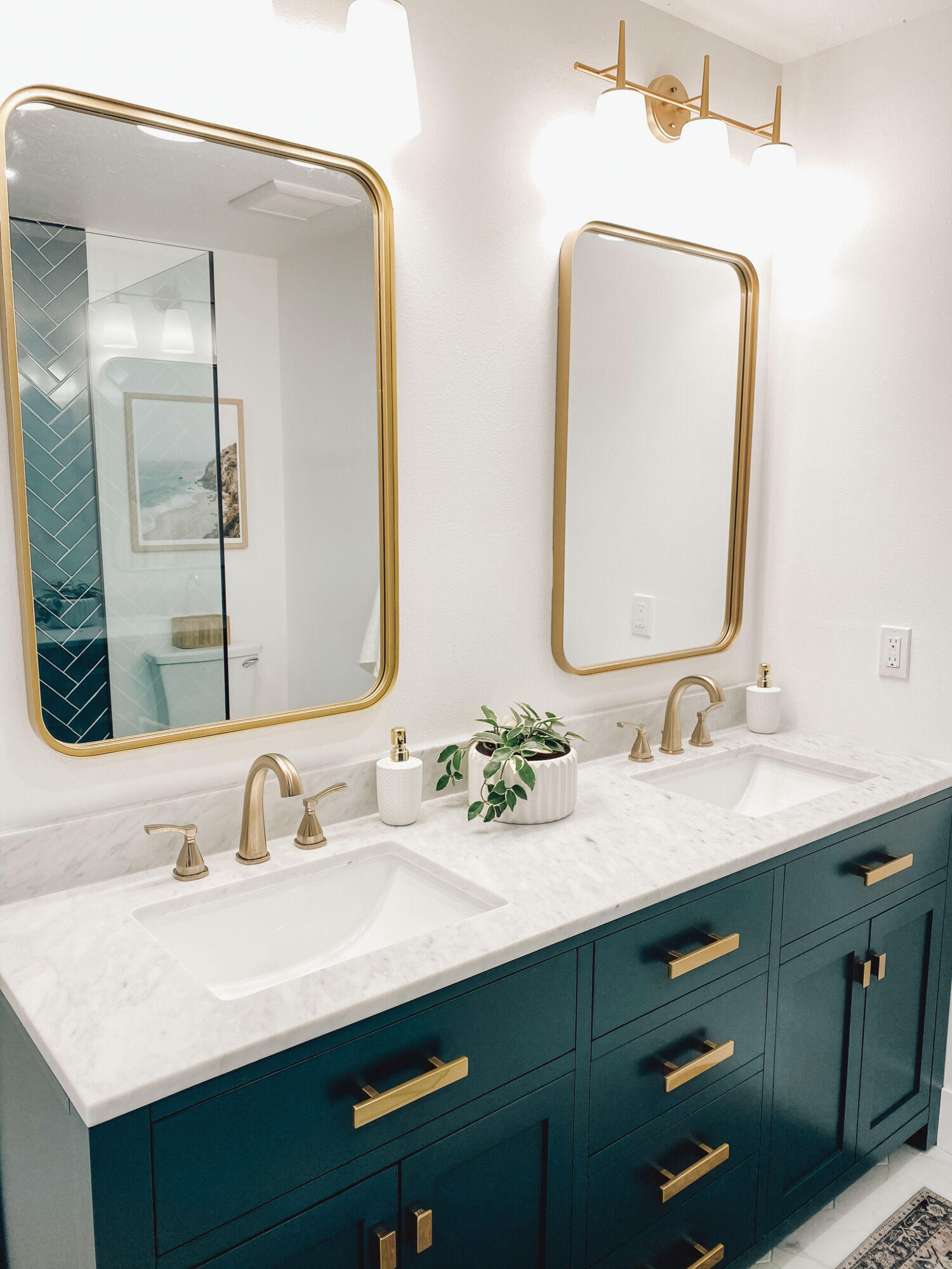 Two Handle Widespread Bathroom Faucet (Recertified) in Champagne