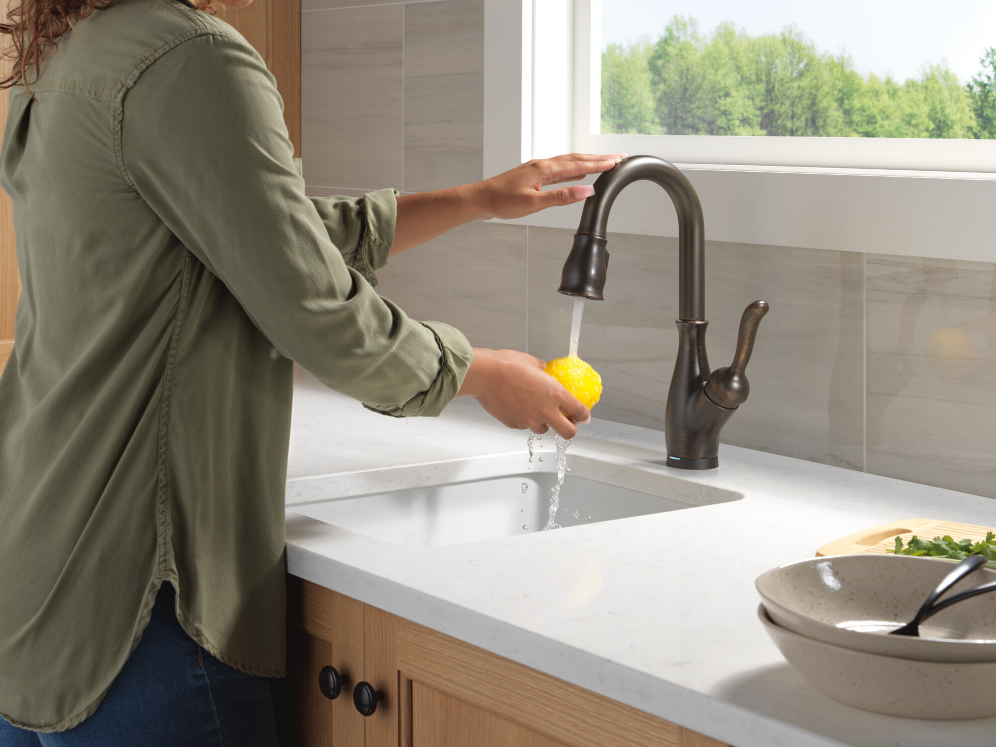 Touch2O® Bar / Prep Faucet with Touchless Technology in Venetian