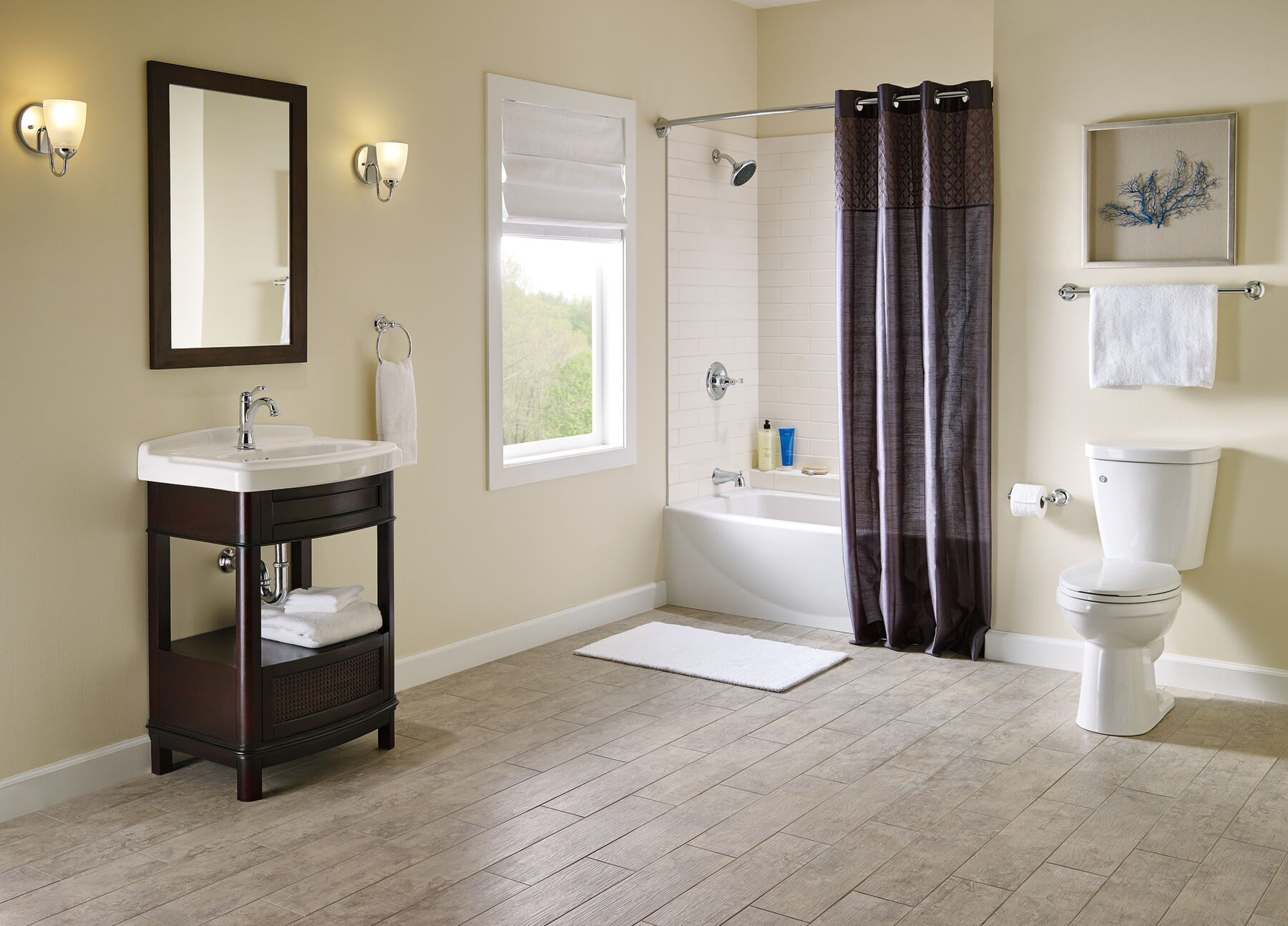 Single Handle Bathroom Faucet in Chrome — thumbnail 2