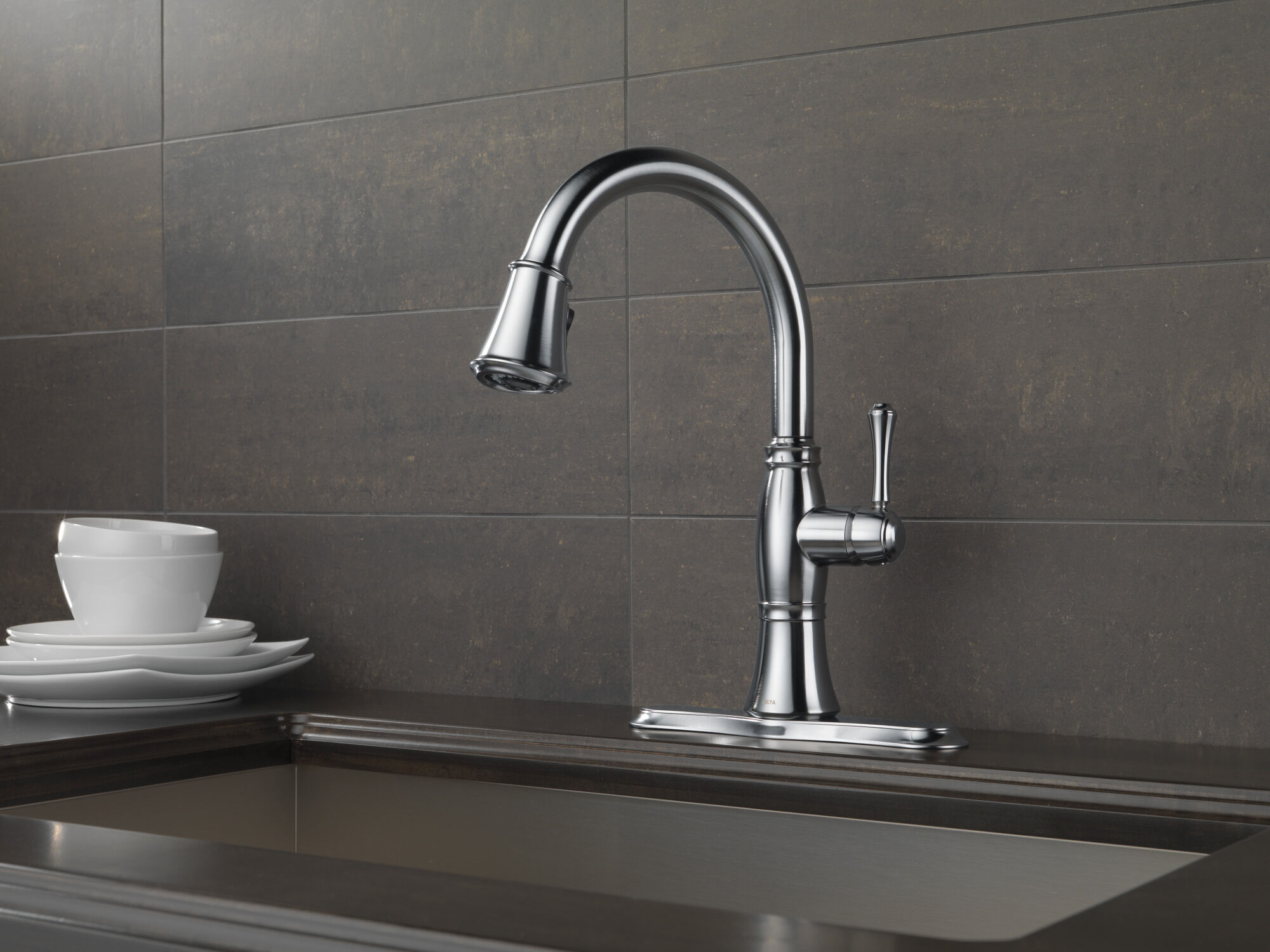 Single Handle Pull-Down Kitchen Faucet with ShieldSpray