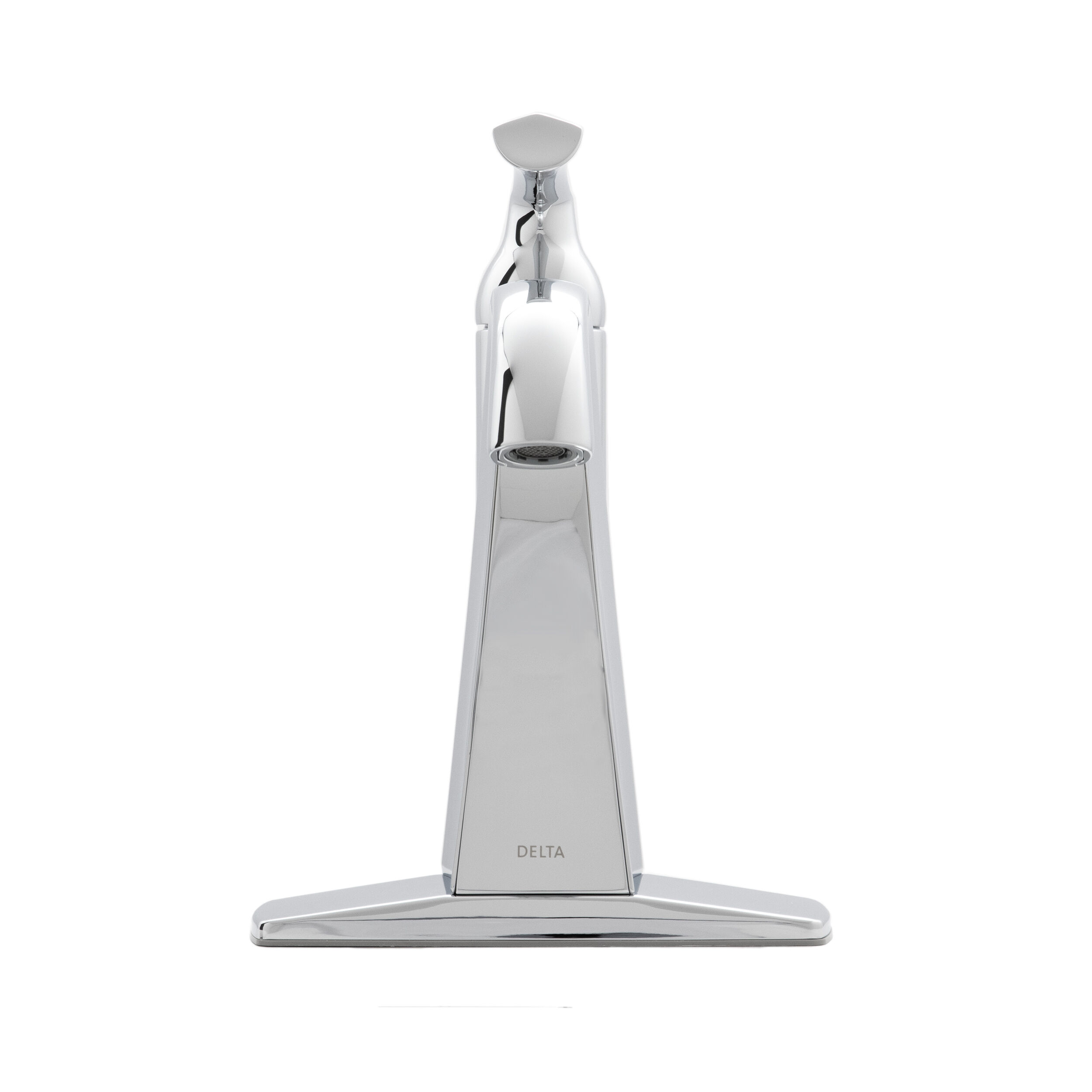 Single Handle Centerset Faucet in Chrome 15899LF | Delta Faucet