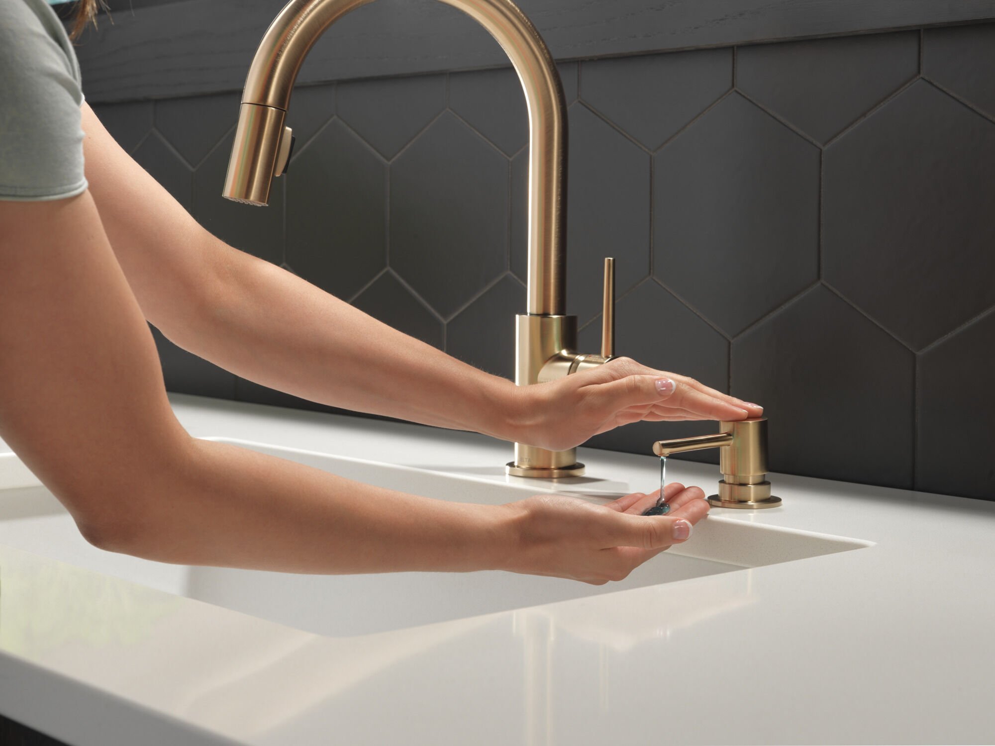 Metal Soap Dispenser in Champagne Bronze RP100734CZ | Delta Faucet