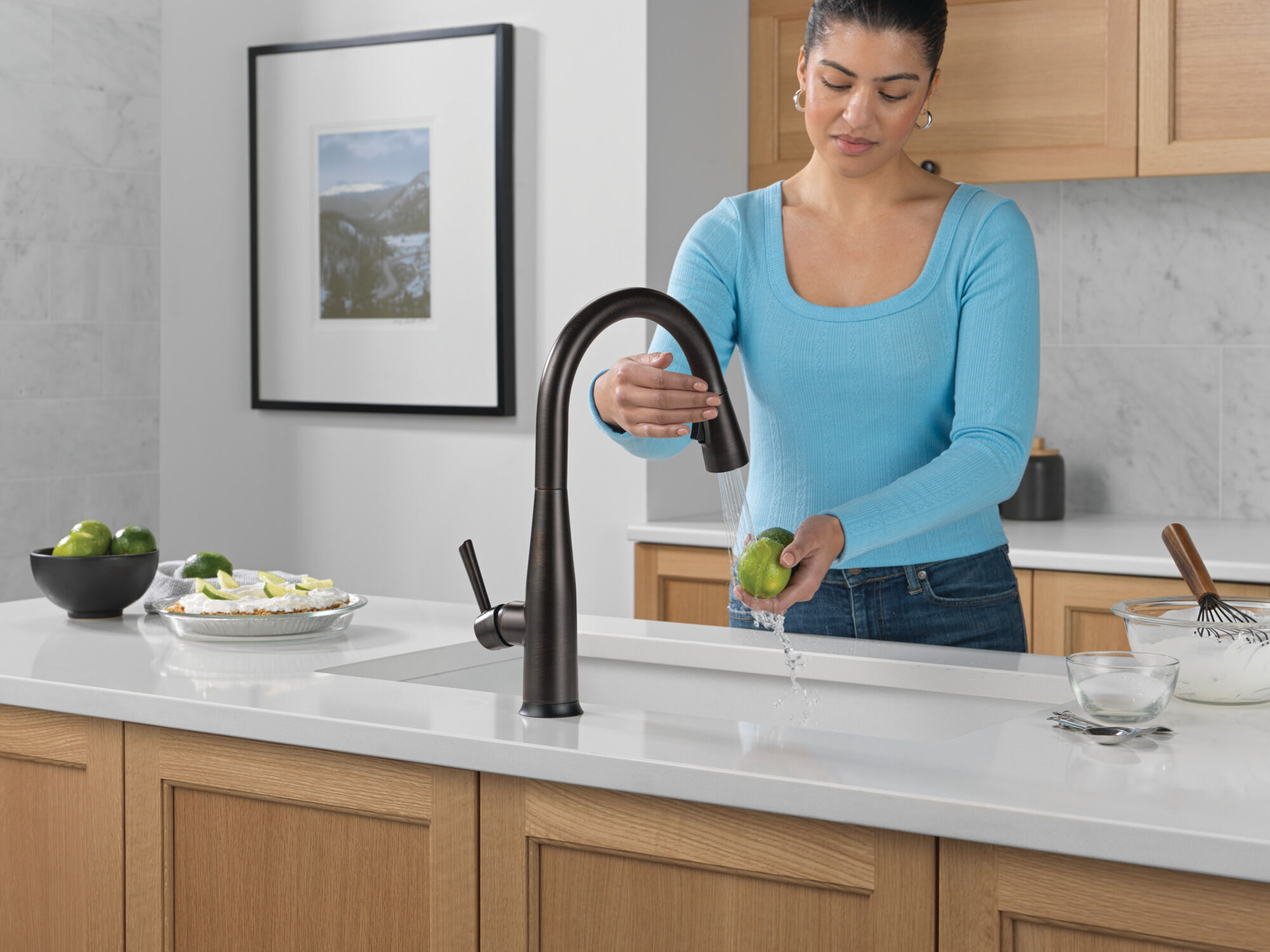 Touch2O® Technology Kitchen Faucet with Touchless Technology in