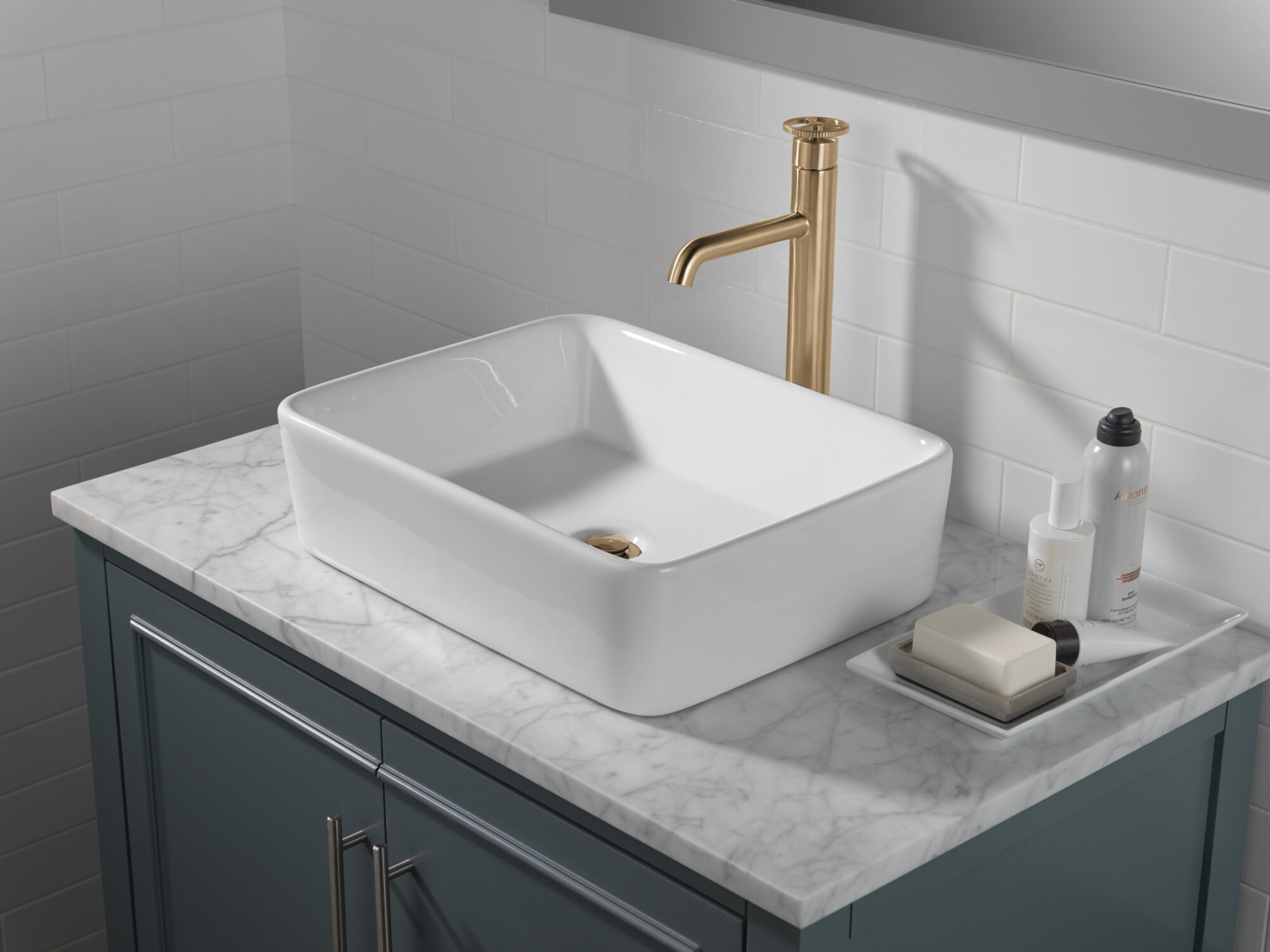 Single Handle Vessel Bathroom Faucet in Champagne Bronze 758-CZ