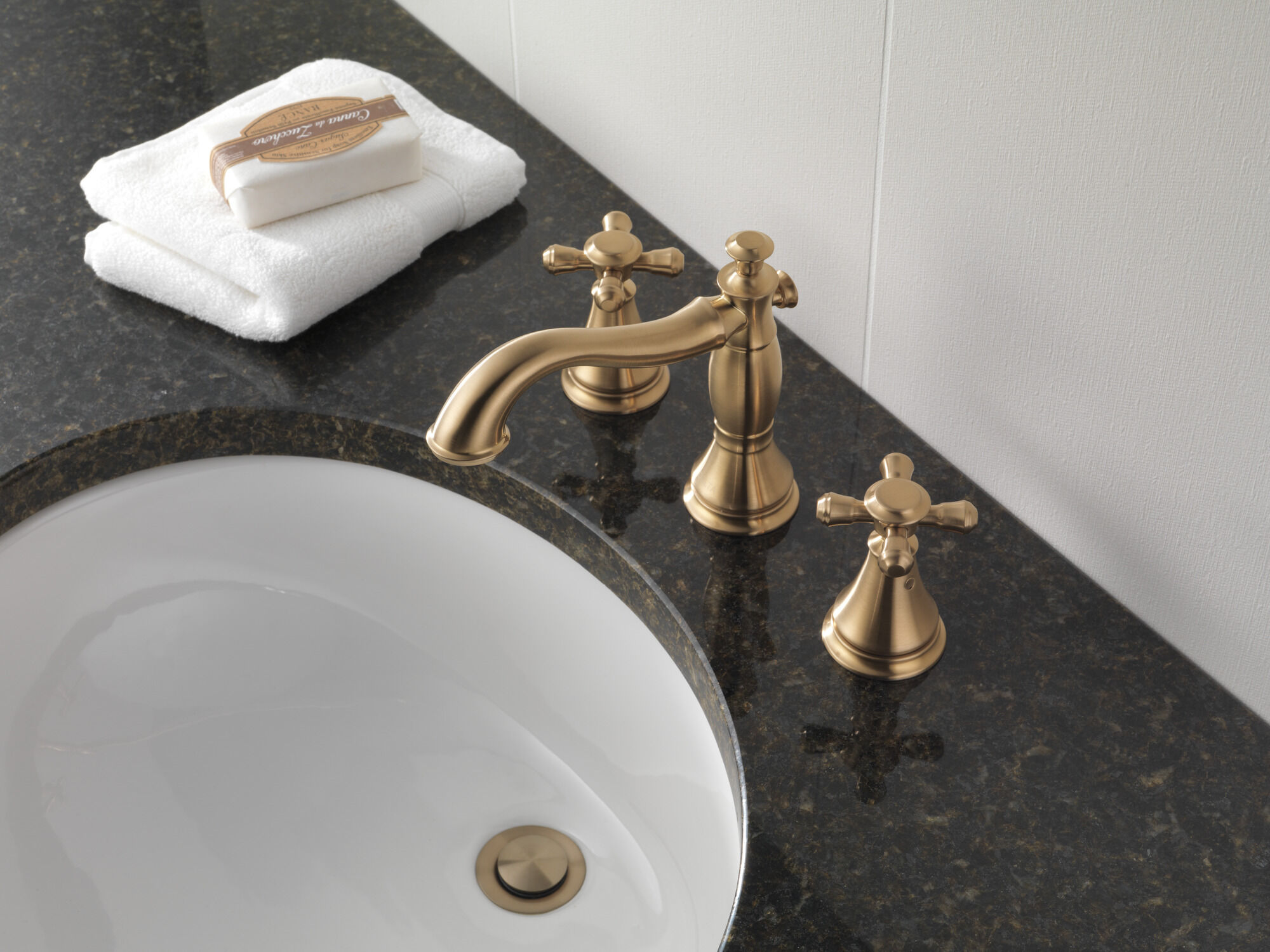 Metal Cross Handle Set - Deck Mount Bathroom & Bidet in Champagne