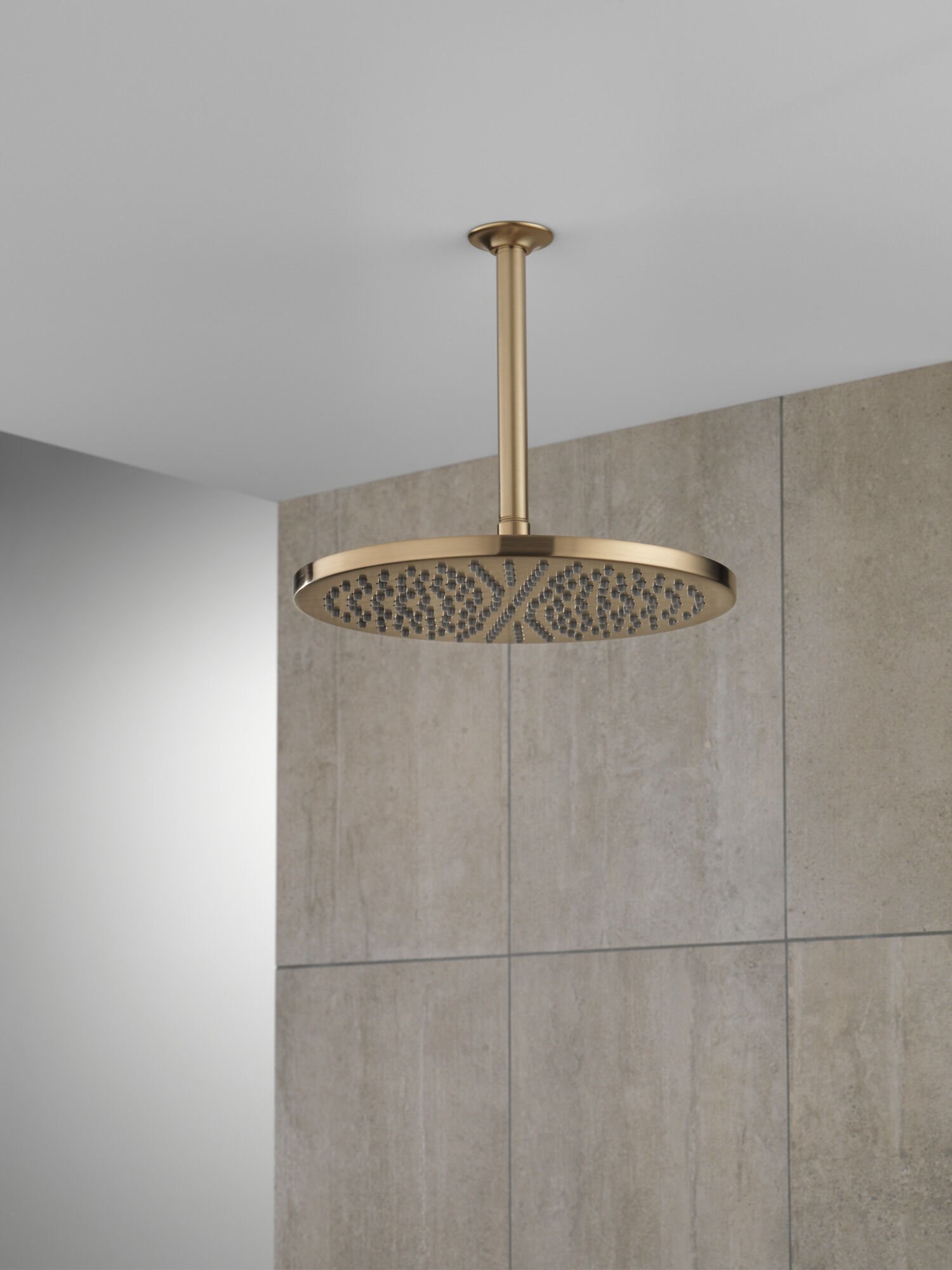Single-Setting Metal Raincan Shower Head in Lumicoat® Champagne