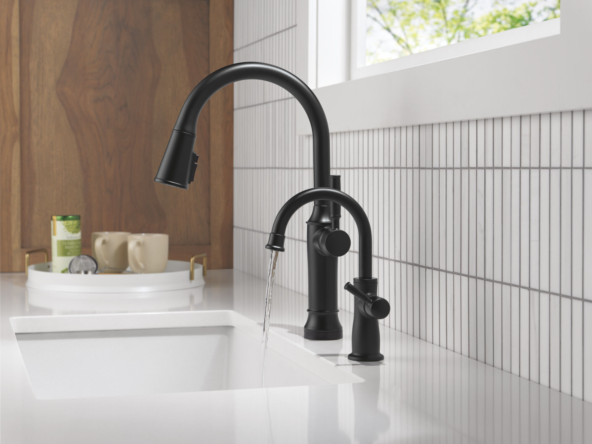 Touch2O® Technology Kitchen Faucet with Touchless Technology in