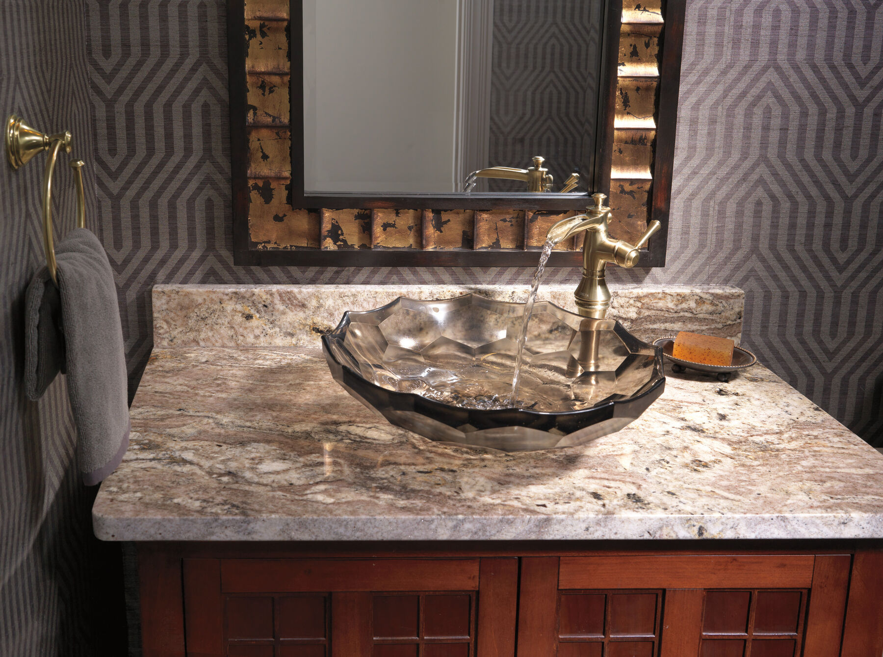 Towel Ring in Champagne Bronze 79746-CZ | Delta Faucet
