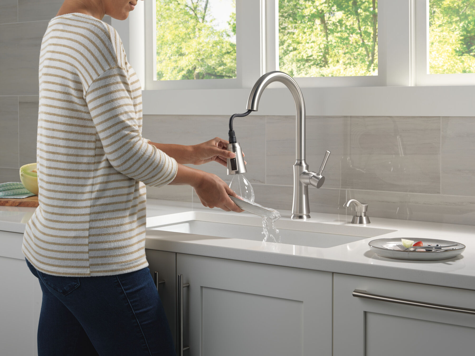 Pull-Down Kitchen Faucet w/Soap (Recertified)