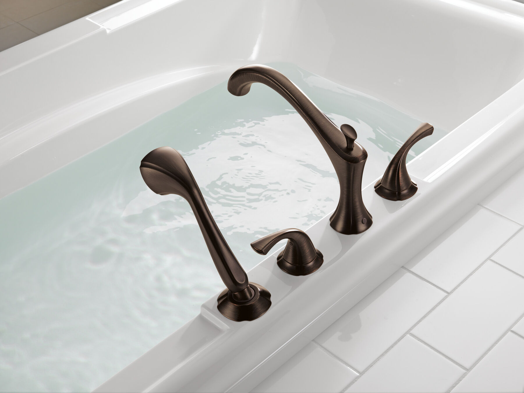 Roman Tub with Hand Shower Trim