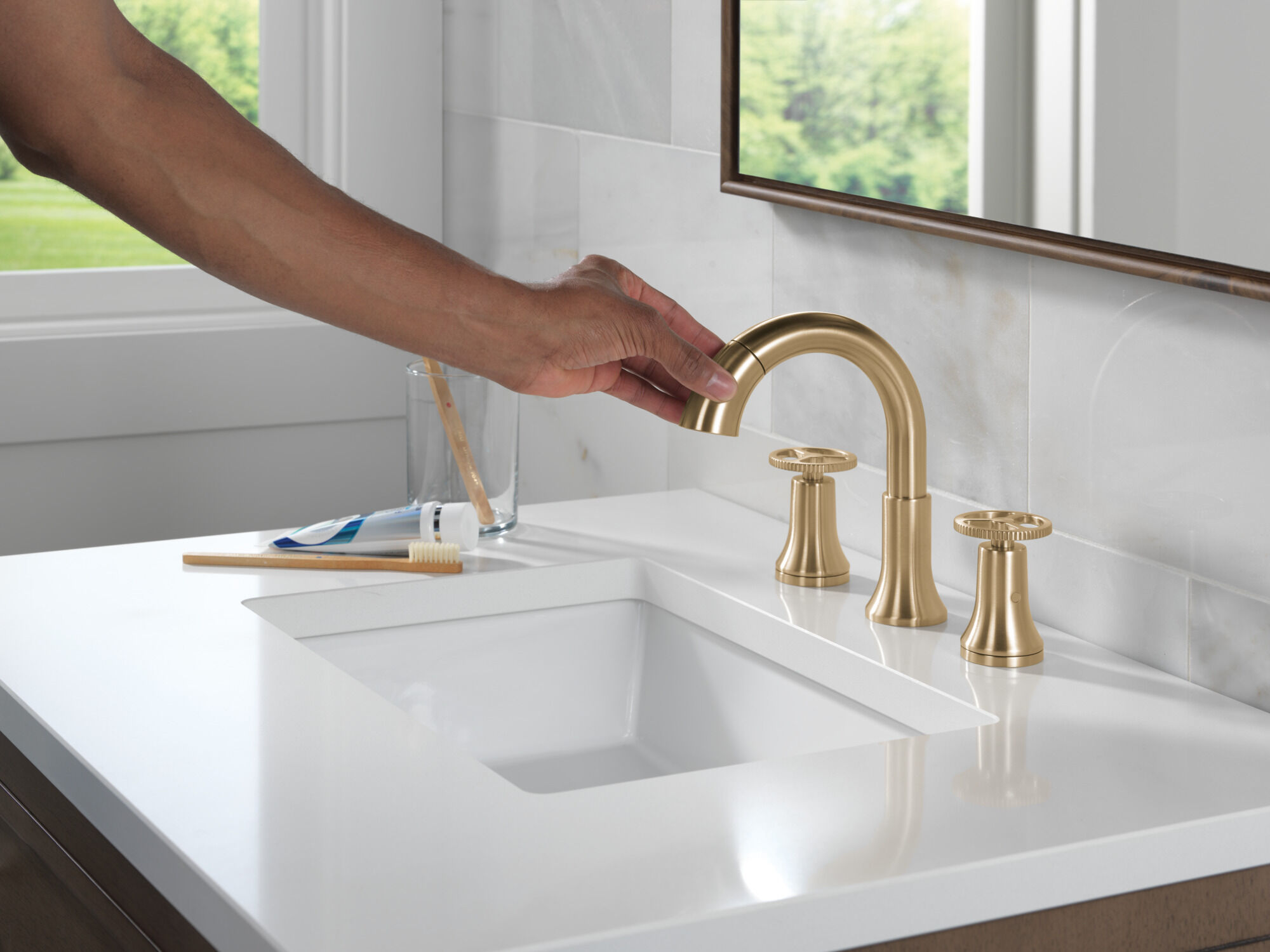Two Handle Widespread Pull Down Bathroom Faucet in Champagne