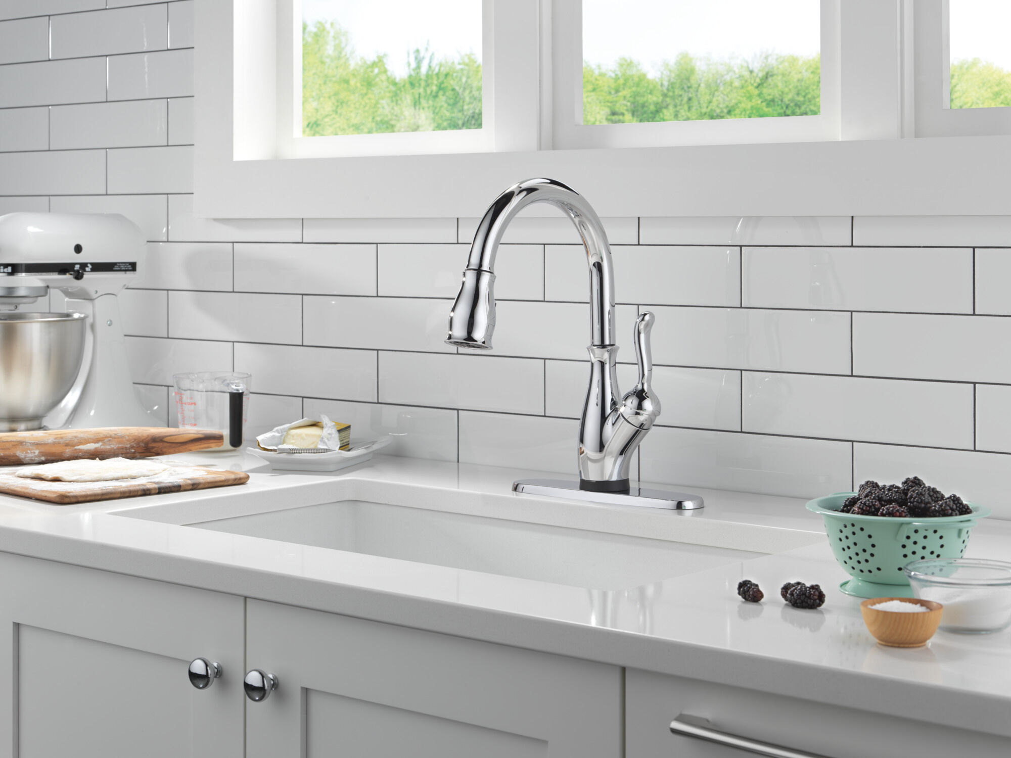 Touch2O® Technology Kitchen Faucet with Touchless Technology in