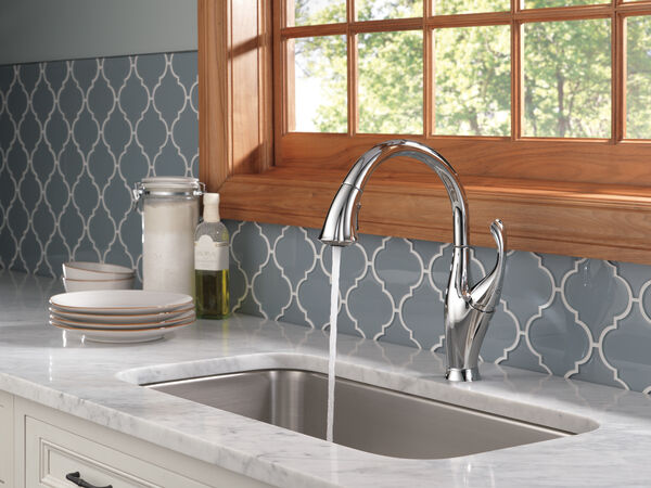 Single Handle Pull-Down Kitchen Faucet with ShieldSpray® Technology in ...
