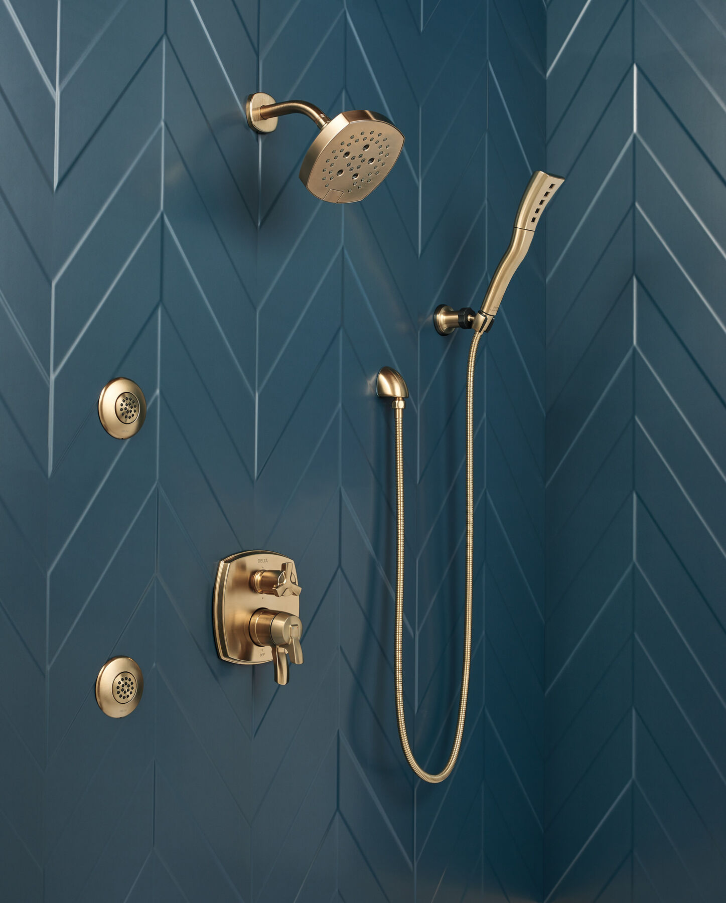17 Series Integrated Diverter Trim with Six Function Diverter Less 