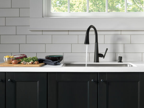 Single Handle Pull Down Kitchen Faucet in Matte Black 9182-BL-DST Delta  Faucet