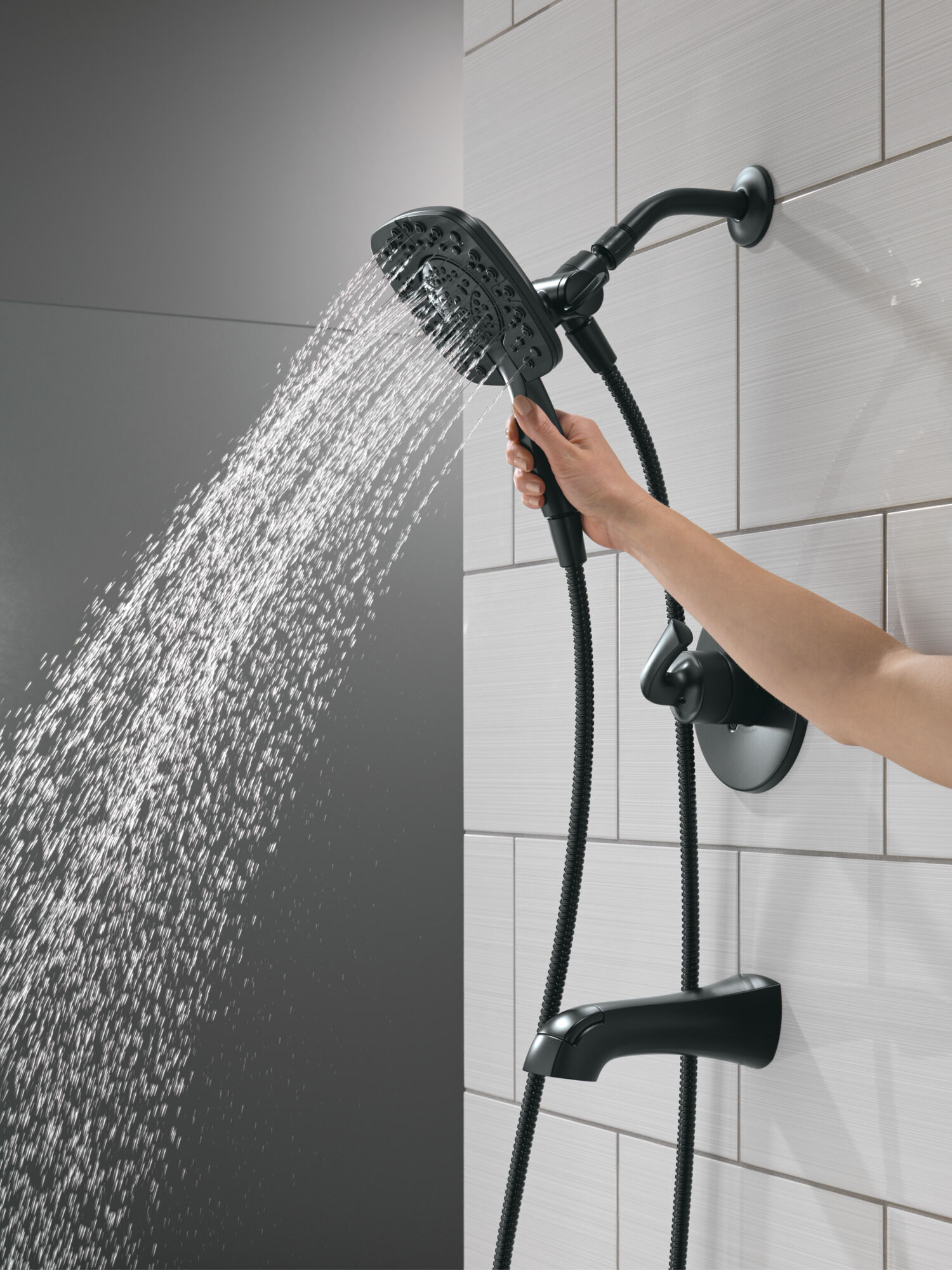 Monitor® 14 Series Tub and Shower in Matte Black 144895-BL-I