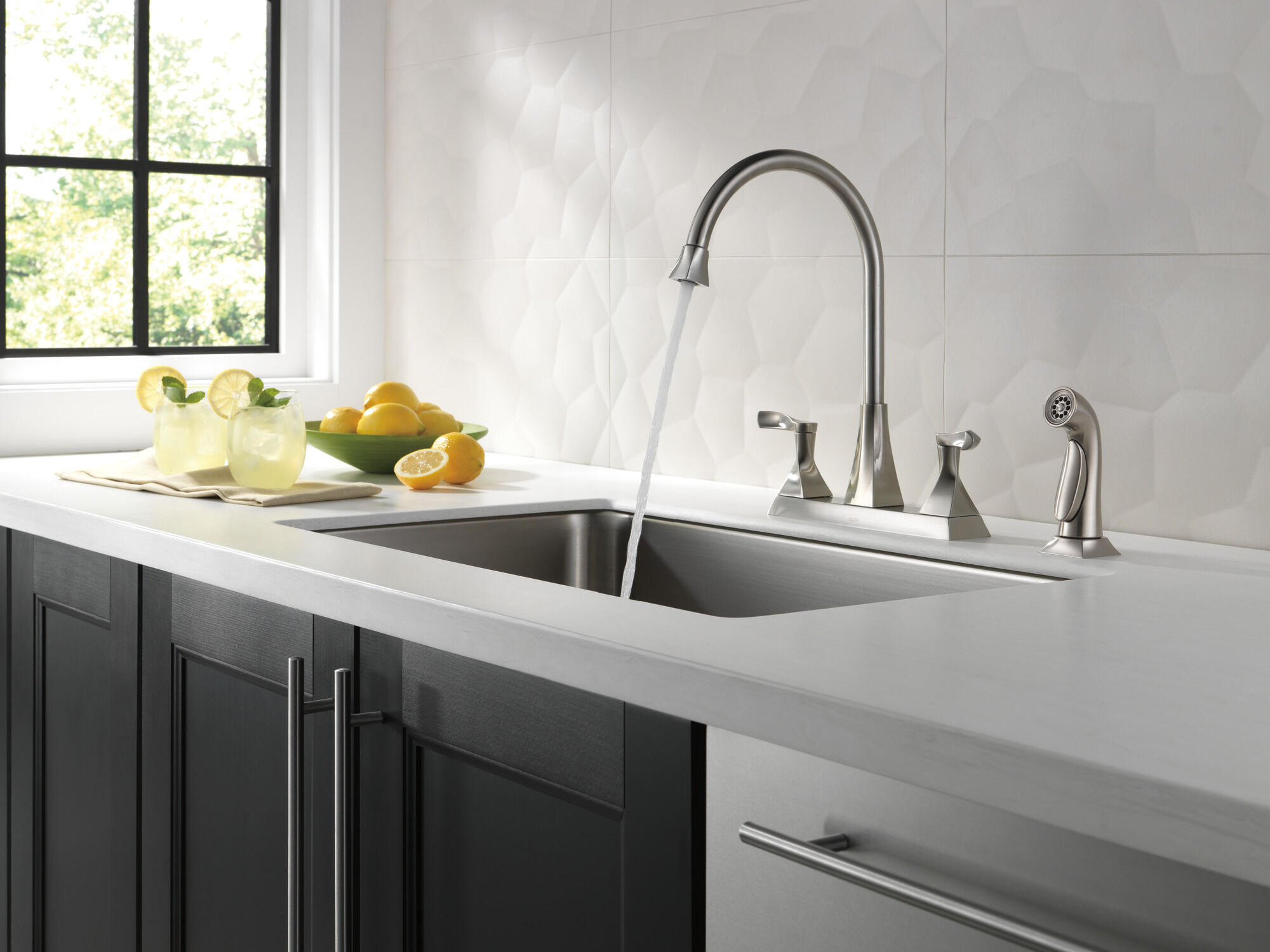 Two Handle Kitchen Faucet with Spray in Stainless 21741LF-SS