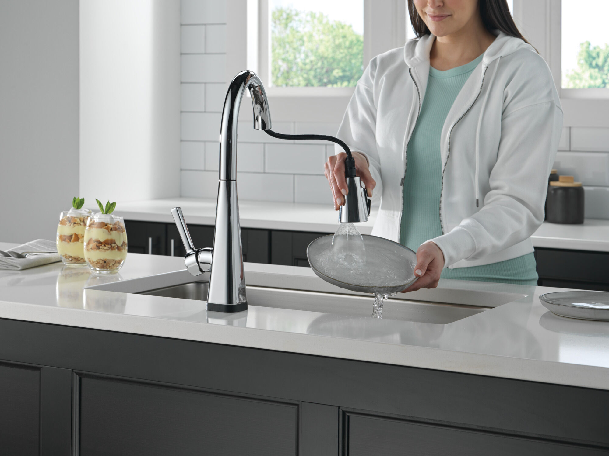Single-Handle Pull-Down Kitchen Faucet with Touch2O® Technology in