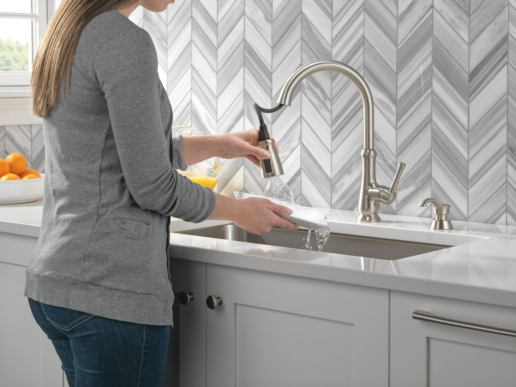 Pull-Down Kitchen Faucet w/Soap (Recertified) in Spotshield