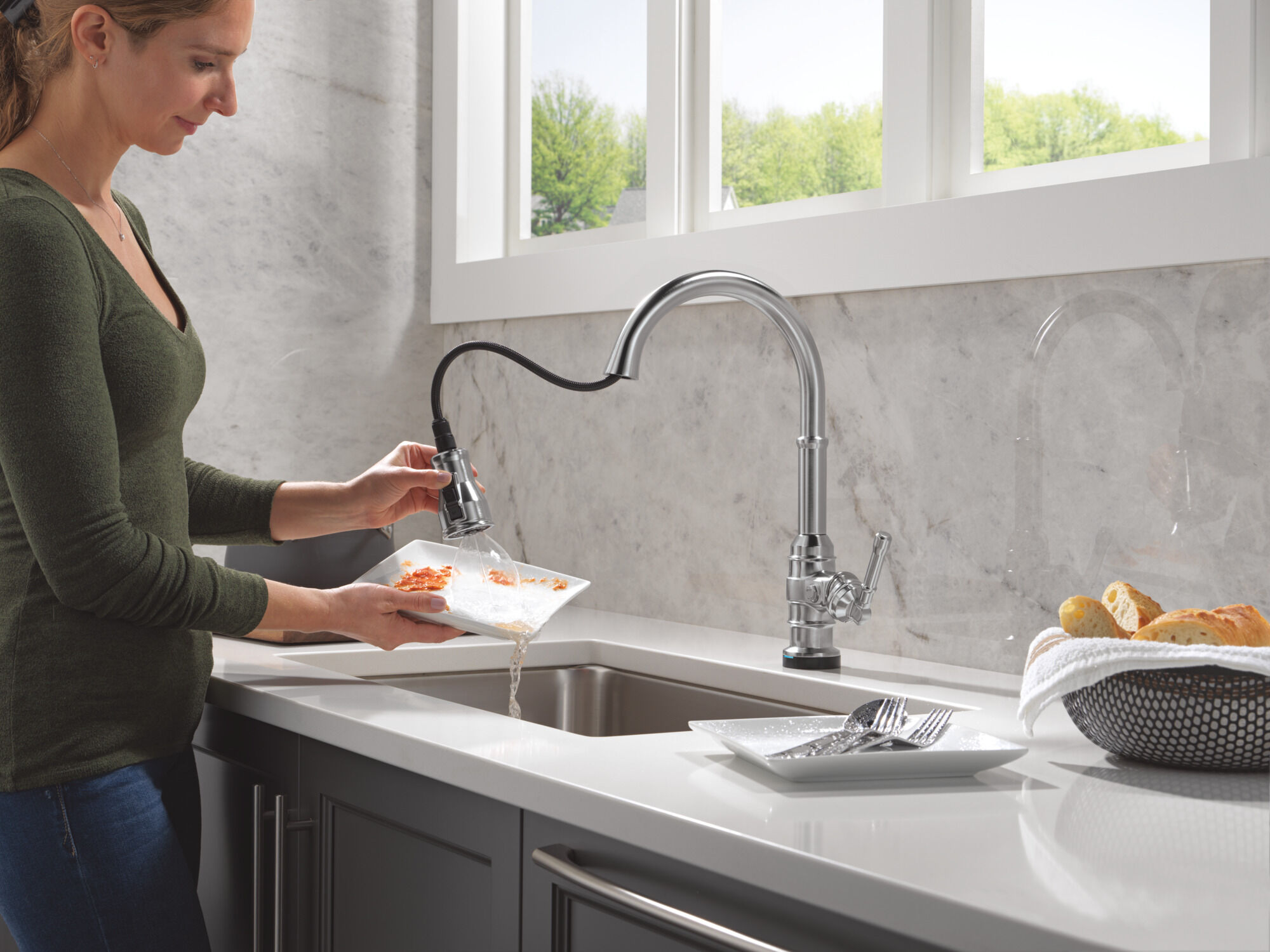 Touch2O® Technology Kitchen Faucet with Touchless Technology in