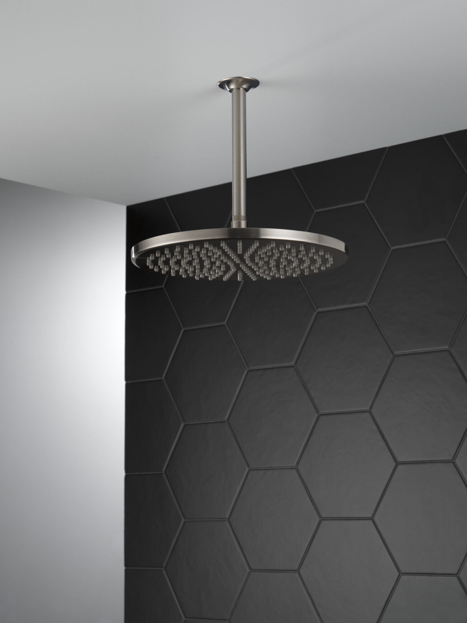 Single-Setting Metal Raincan Shower Head in Lumicoat® Stainless