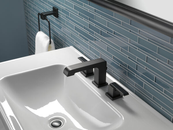 Two Handle Widespread Bathroom Faucet In Matte Black 3567 Blmpu Dst Delta - Black Sink Faucet Bathroom Delta