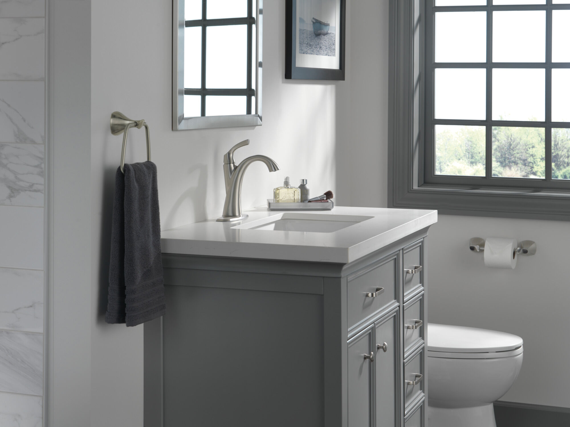 Single Handle Centerset Bathroom Faucet in Spotshield Brushed