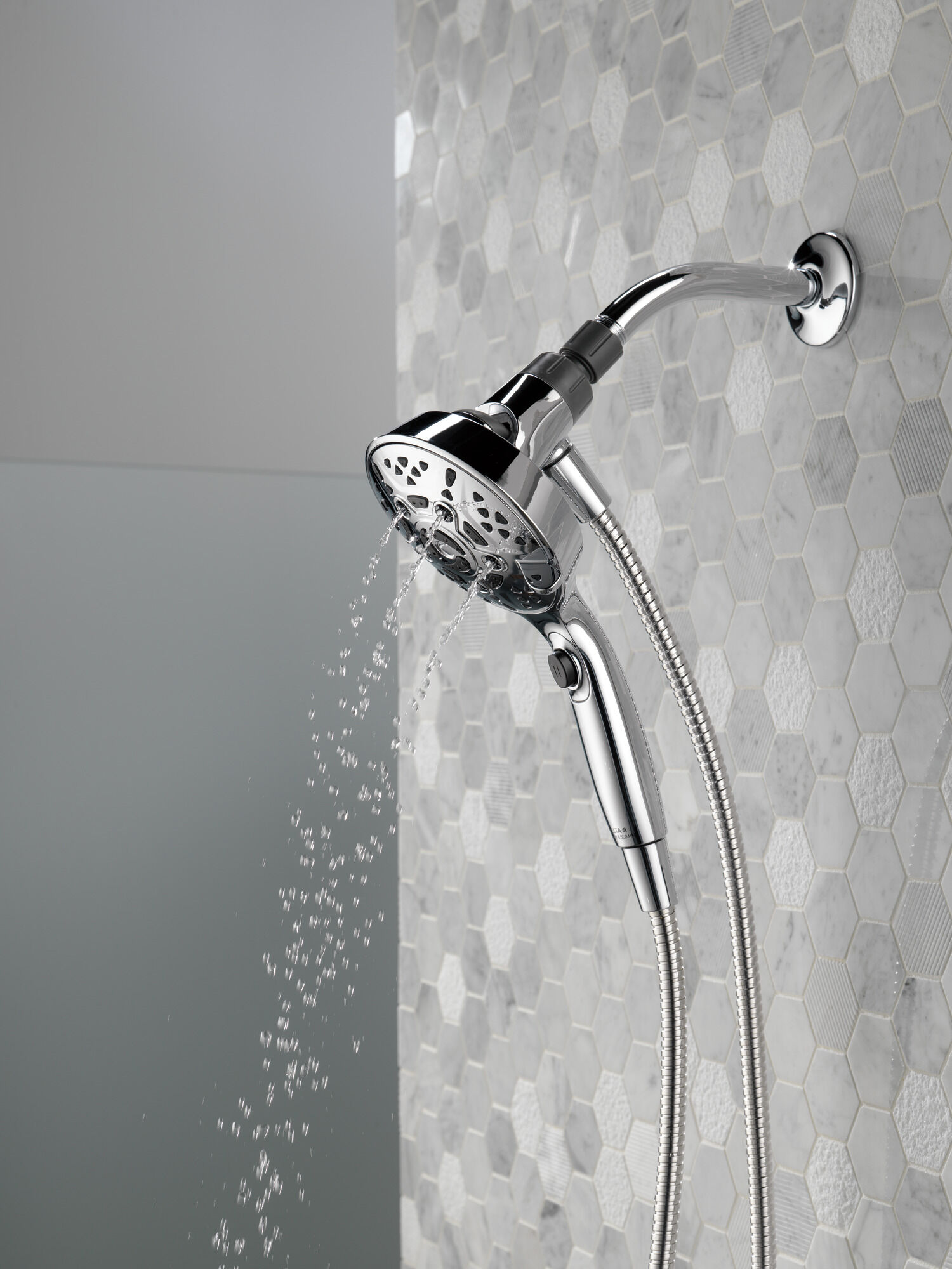 SureDock™ 7-Setting Hand Shower in Chrome 75707 | Delta Faucet